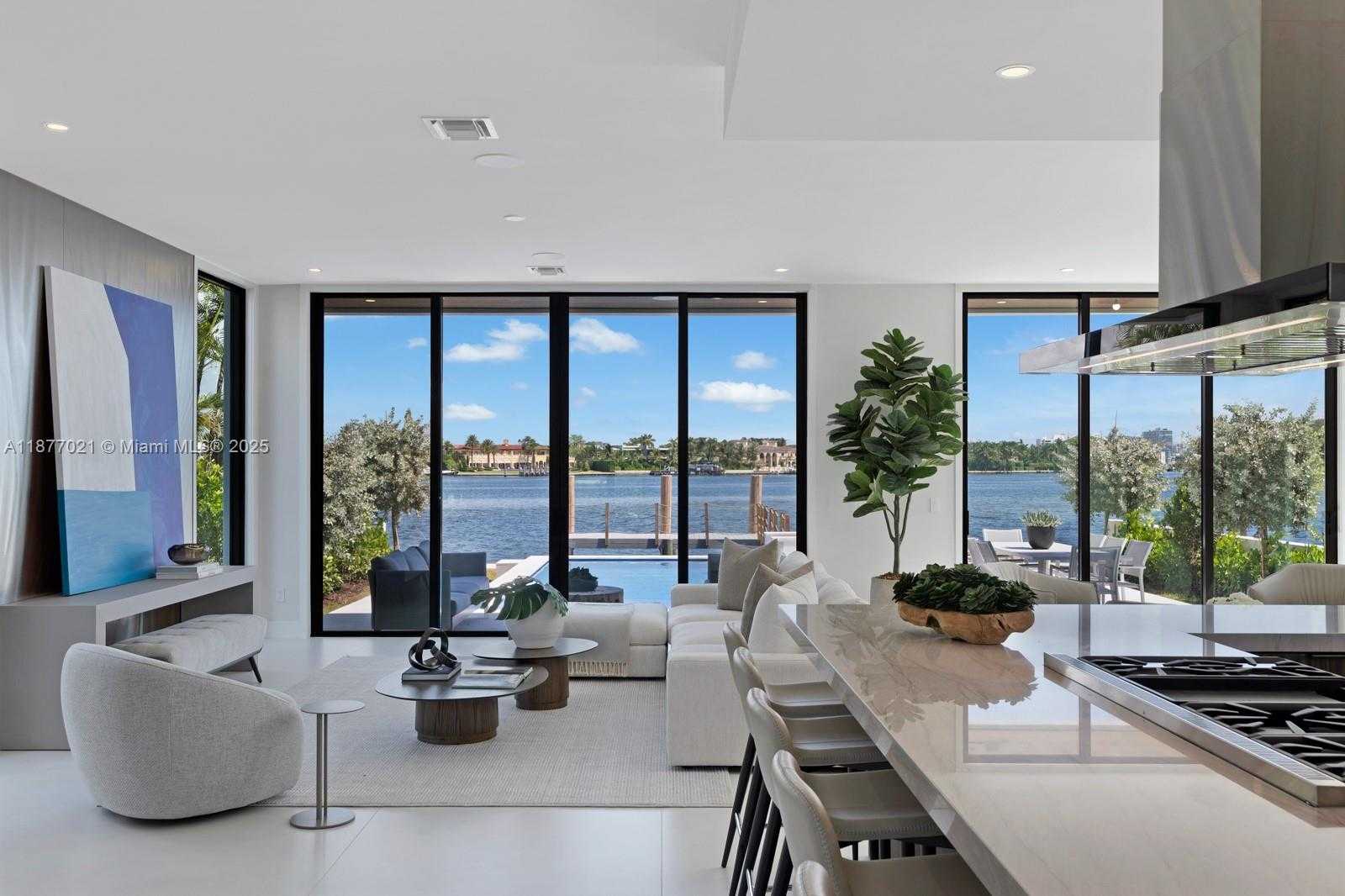 Small Image of 1351 STILLWATER DR, Miami Beach Number 5