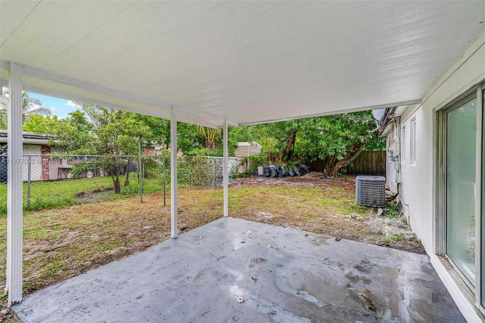 Small Image of 4731 NORTH WEST 12TH ST, Lauderhill Number 24