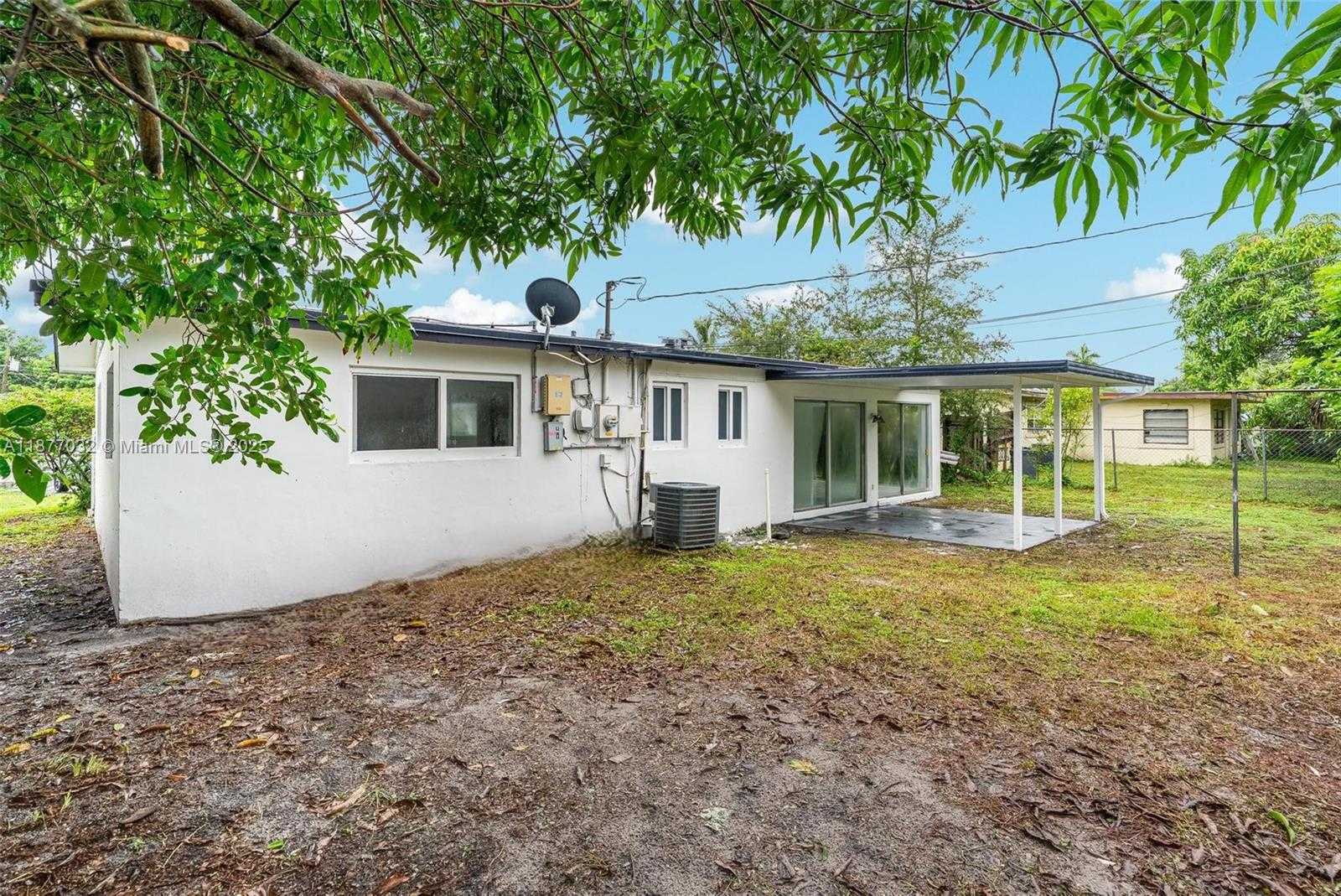 Small Image of 4731 NORTH WEST 12TH ST, Lauderhill Number 25