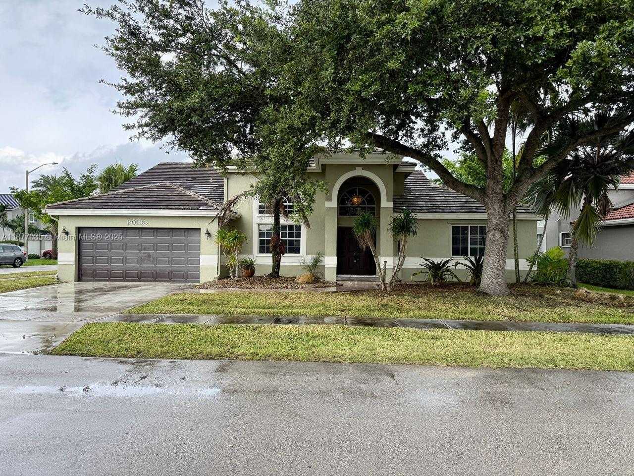 Small Image of 20133 NORTH WEST 9TH CT, Pembroke Pines Number 4
