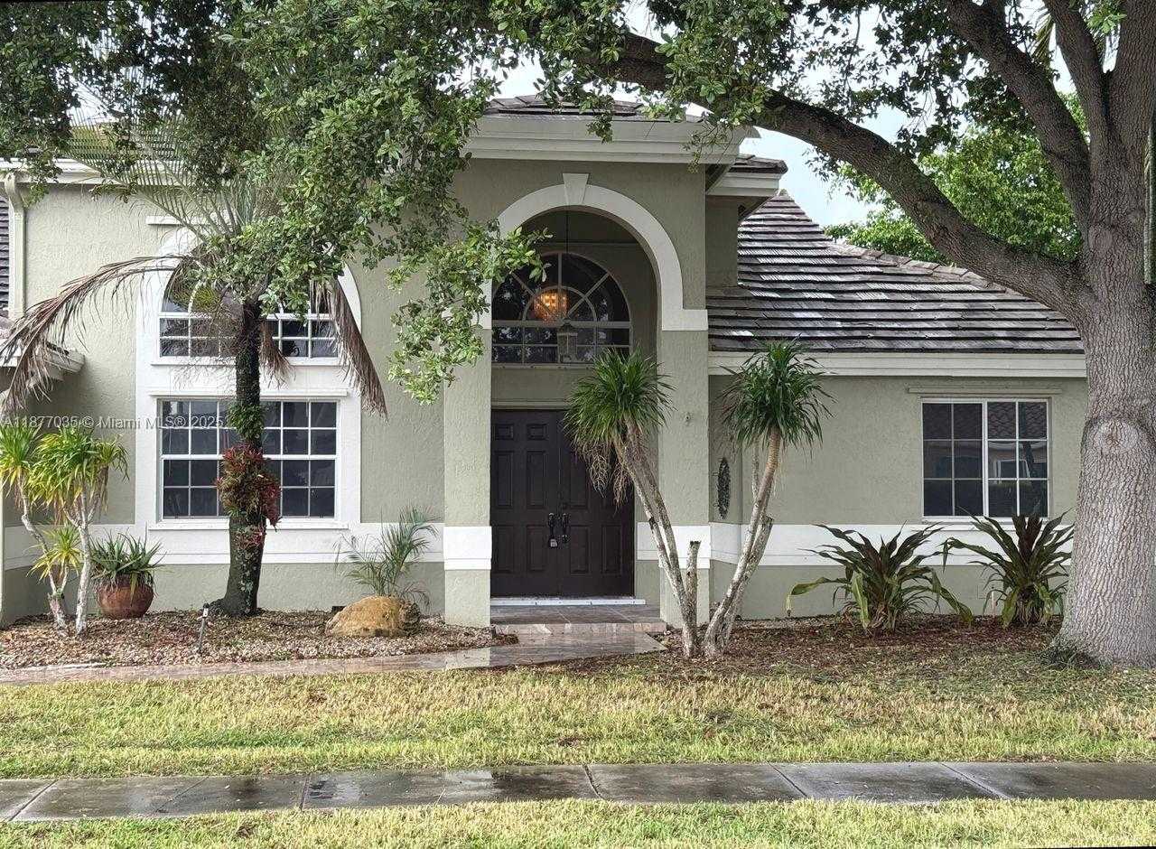 Small Image of 20133 NORTH WEST 9TH CT, Pembroke Pines Number 6