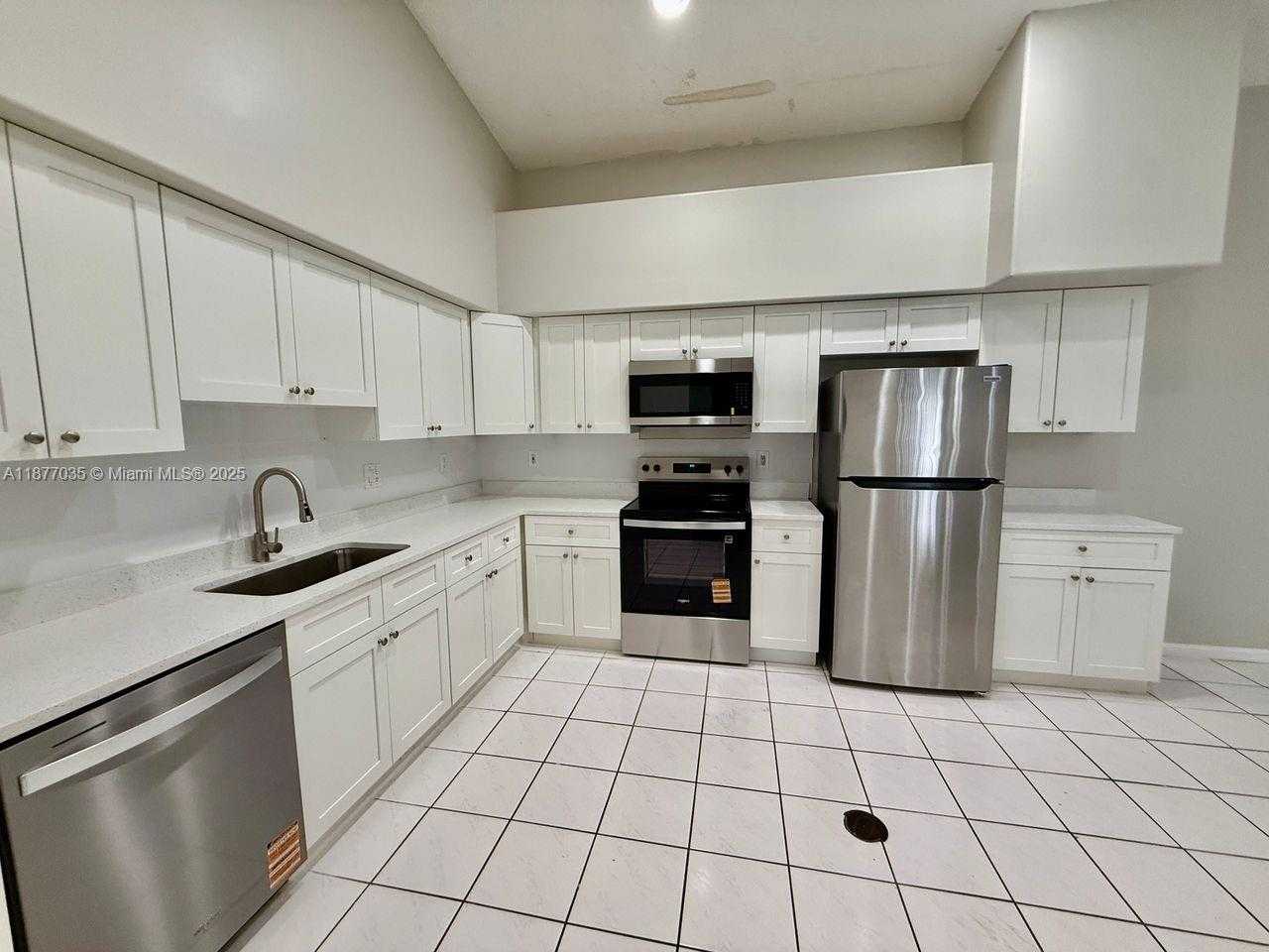 Small Image of 20133 NORTH WEST 9TH CT, Pembroke Pines Number 8