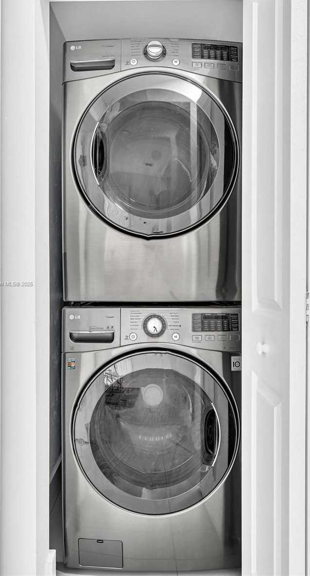 Small Image of 12680 NORTH MIAMI AVE, North Miami Number 49