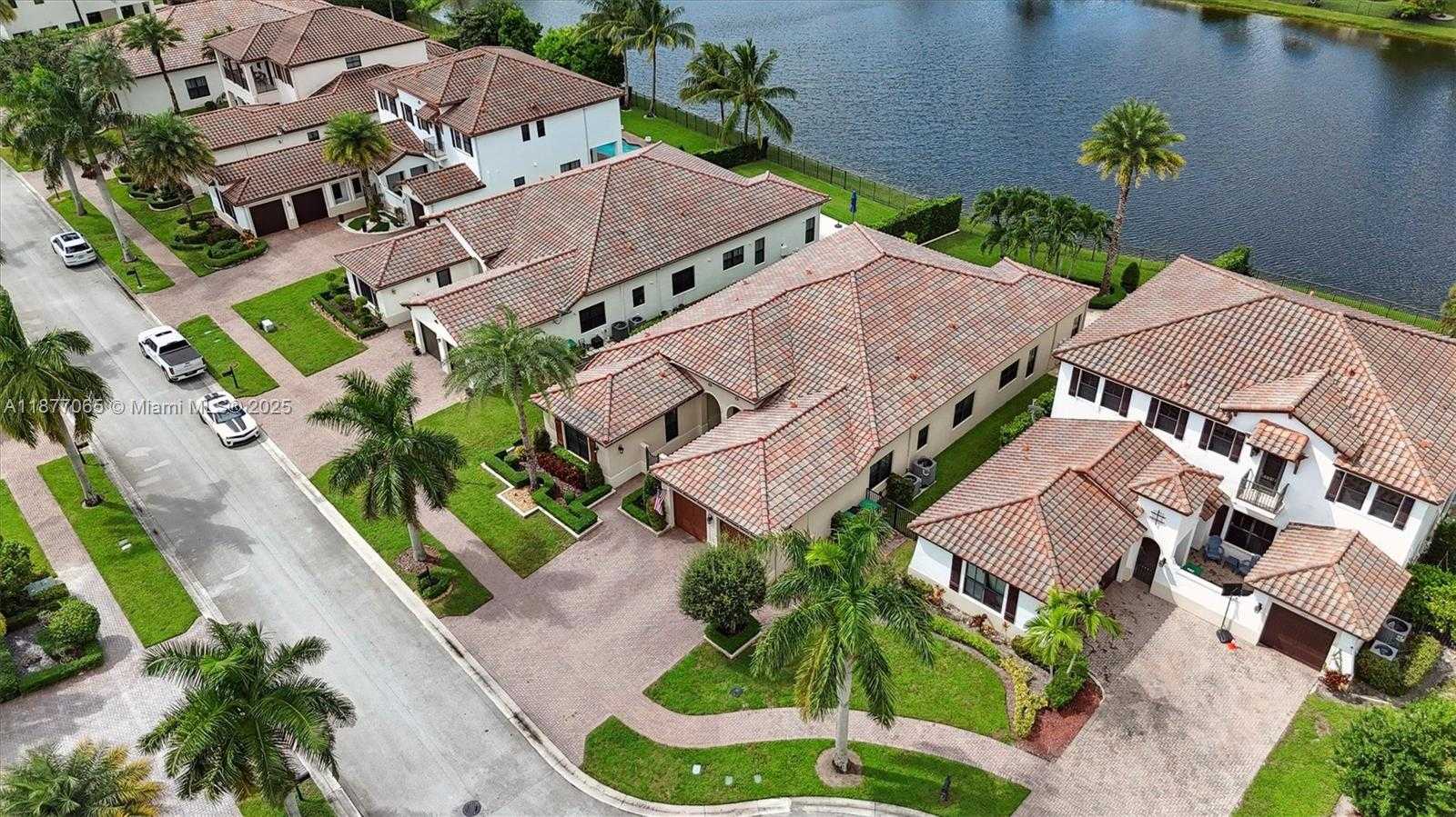 Small Image of 3292 NORTH WEST 82ND WAY, Cooper City Number 5