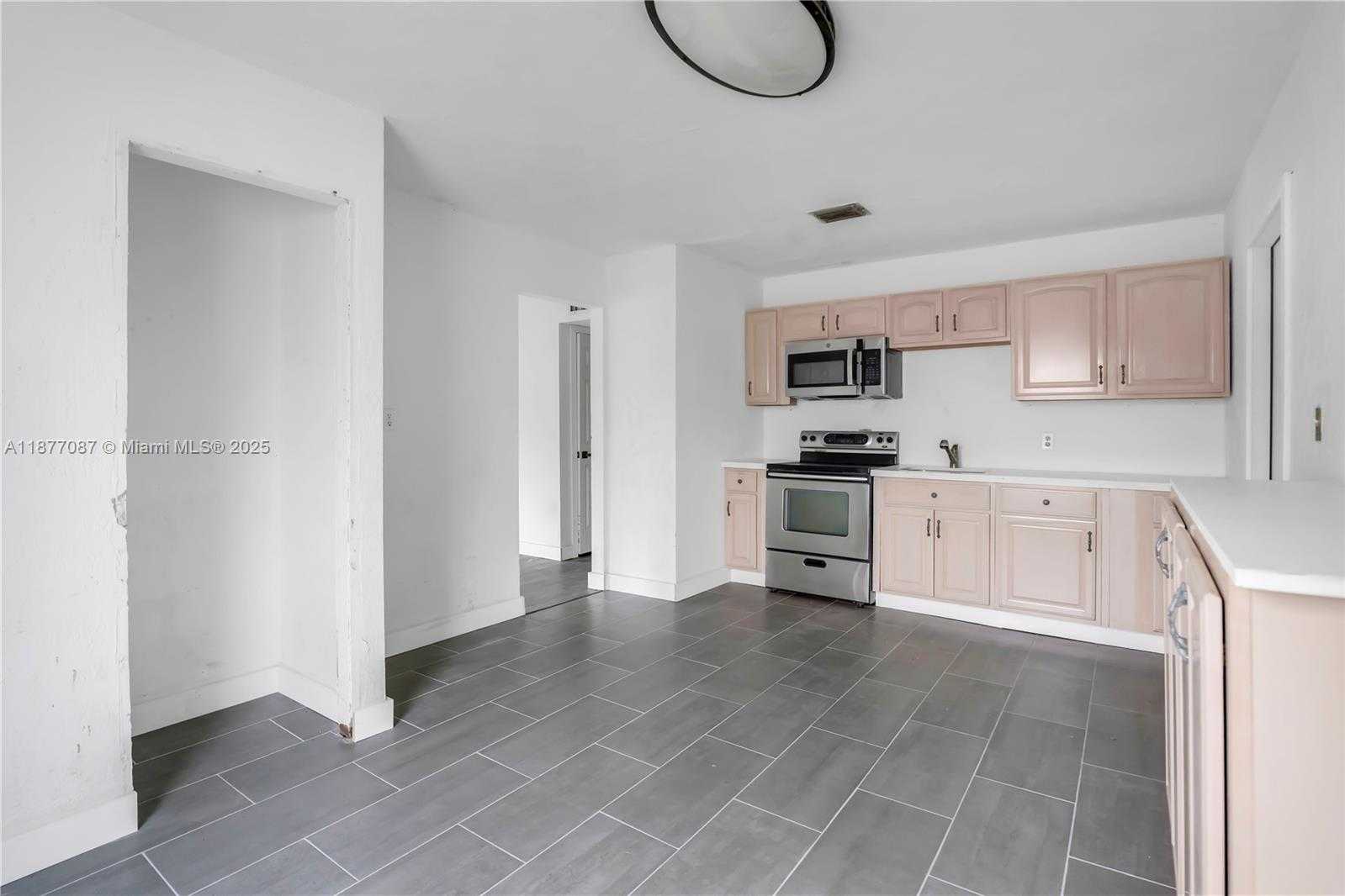 Small Image of 921 NORTH WEST 5TH AVE, Pompano Beach Number 5