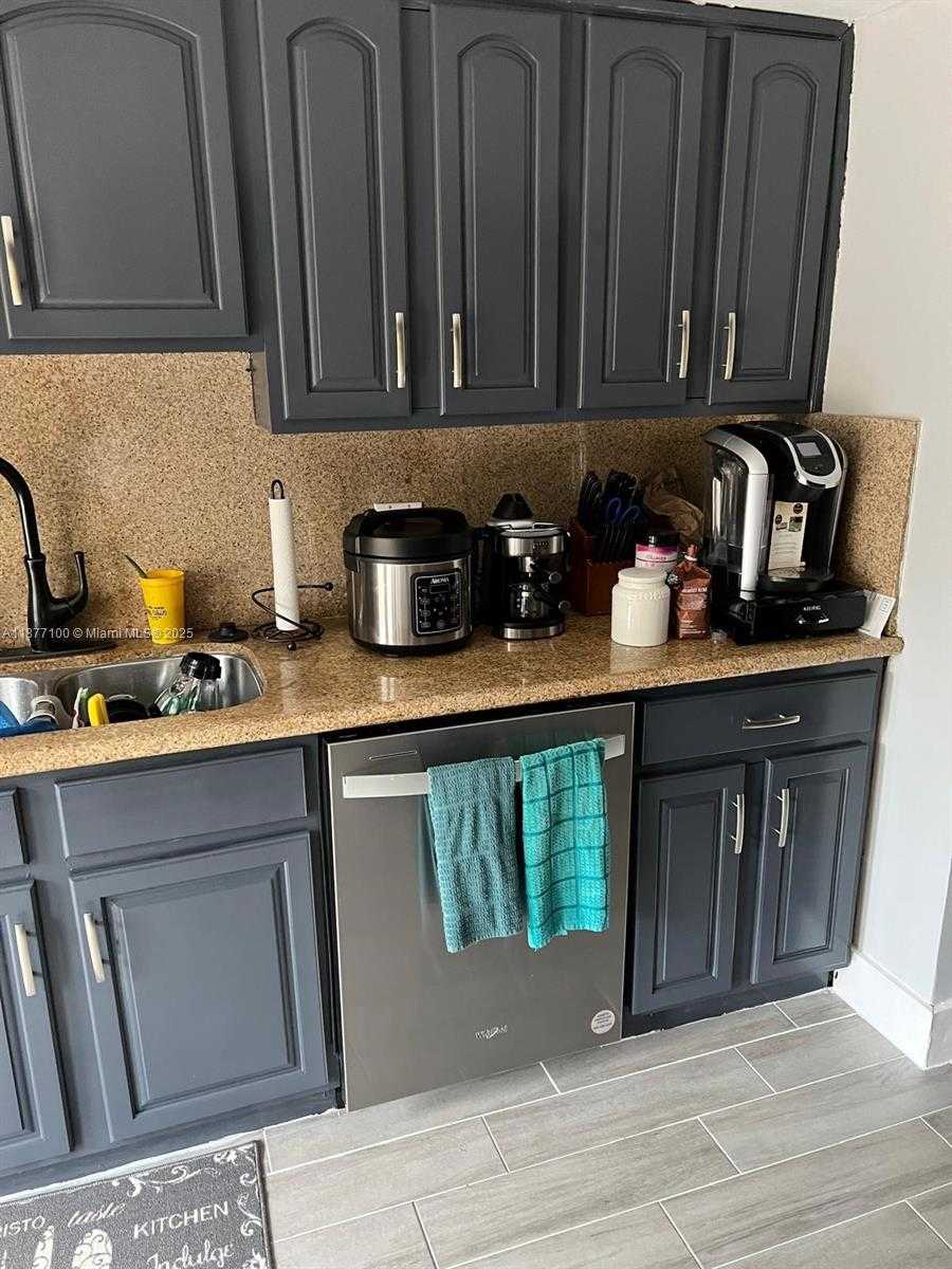 Small Image of 6105 FUNSTON ST, Hollywood Number 10
