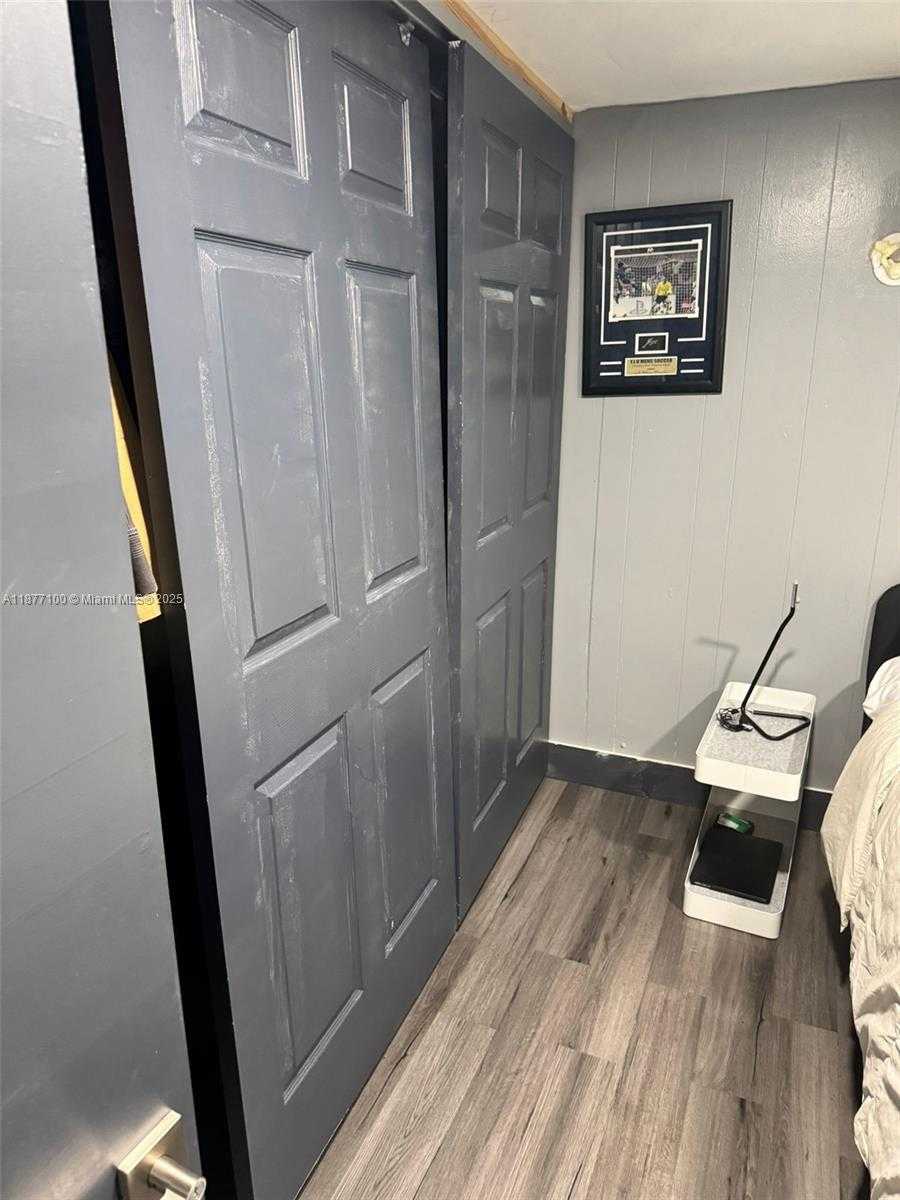 Small Image of 6105 FUNSTON ST, Hollywood Number 18