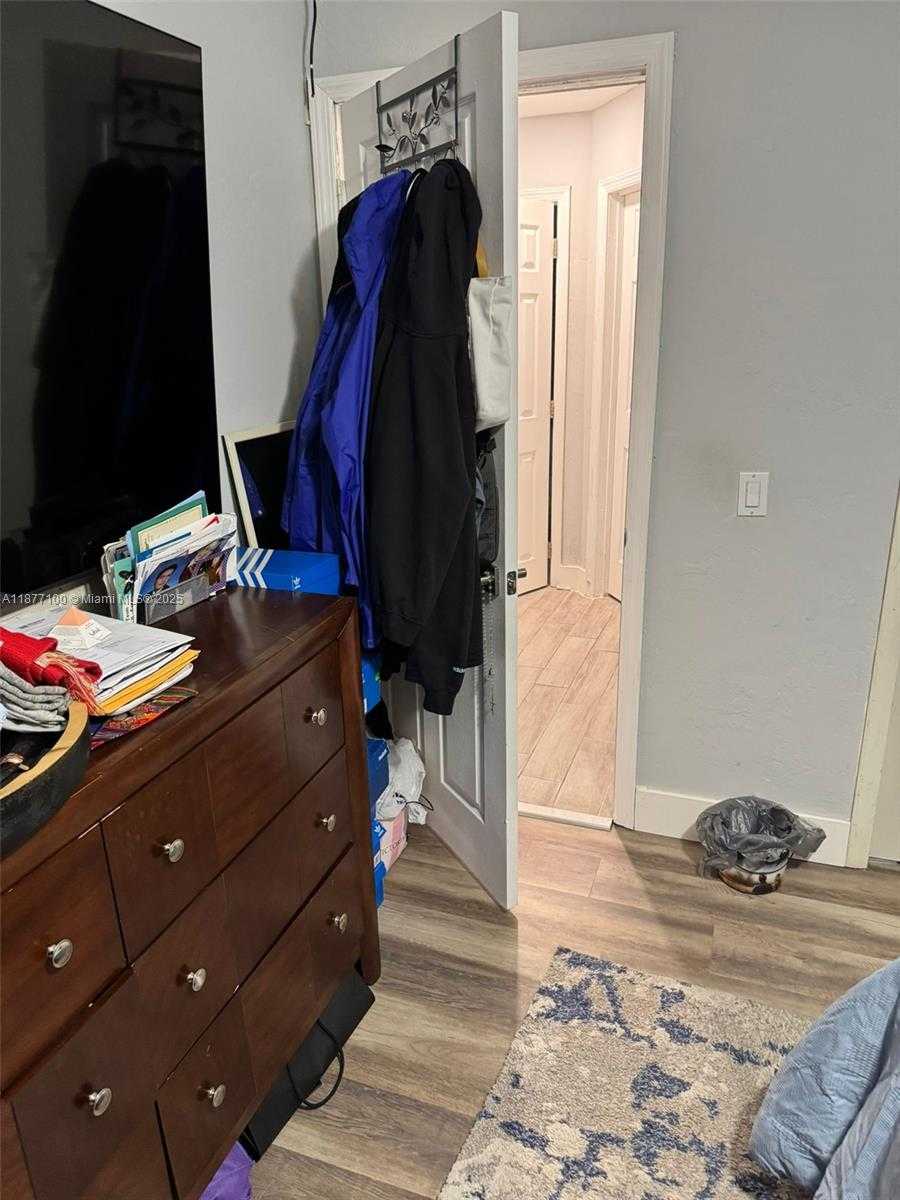 Small Image of 6105 FUNSTON ST, Hollywood Number 20