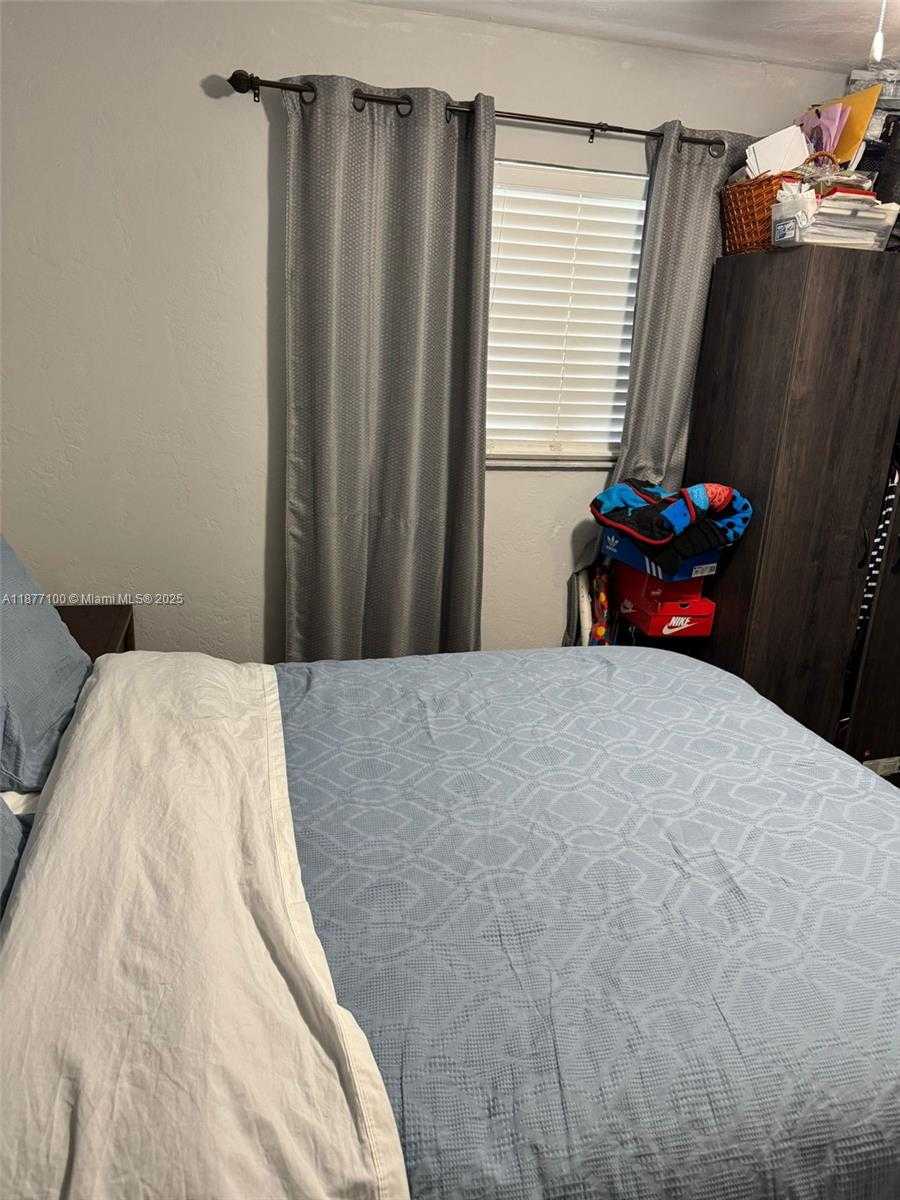 Small Image of 6105 FUNSTON ST, Hollywood Number 21