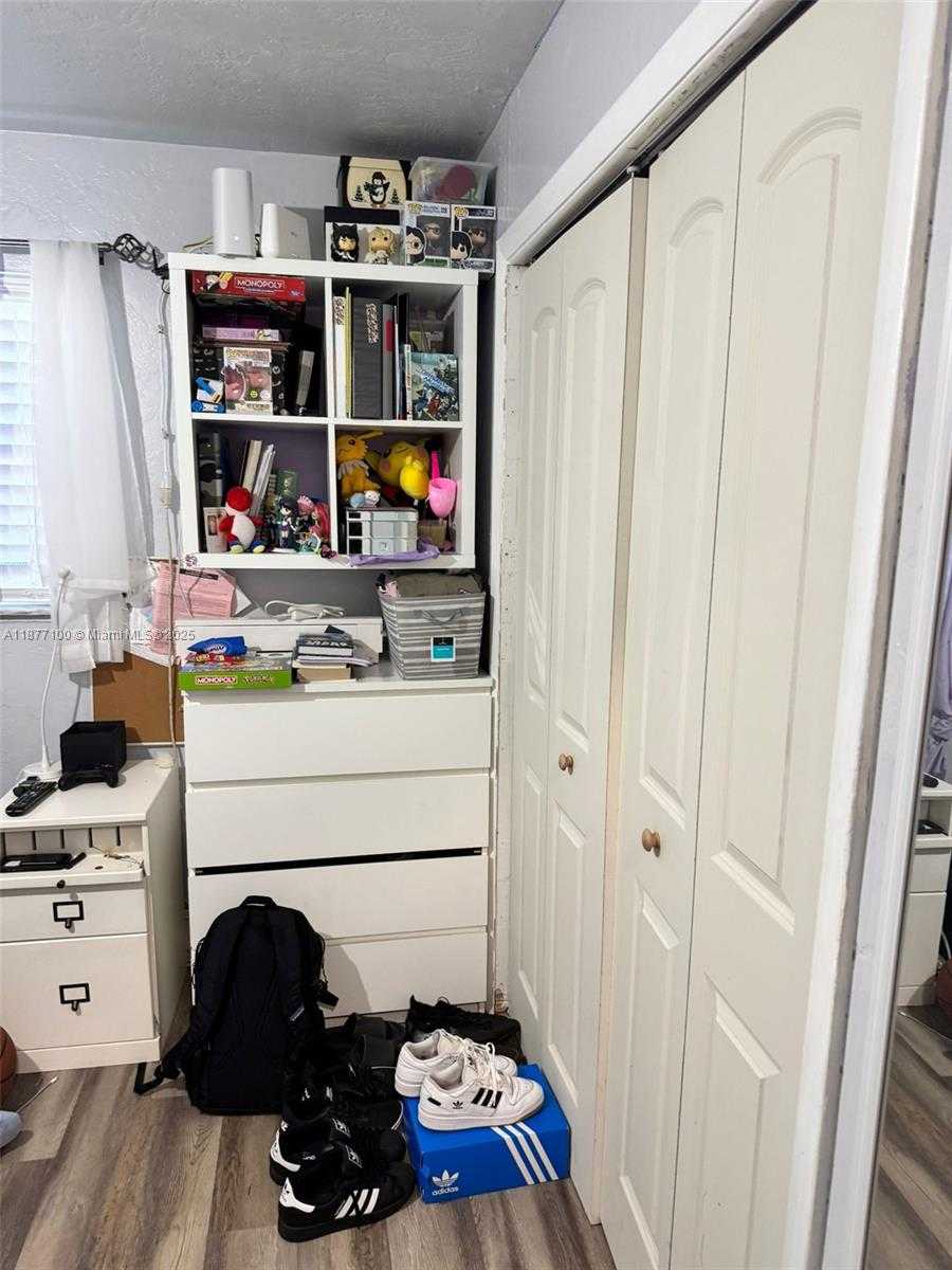 Small Image of 6105 FUNSTON ST, Hollywood Number 25
