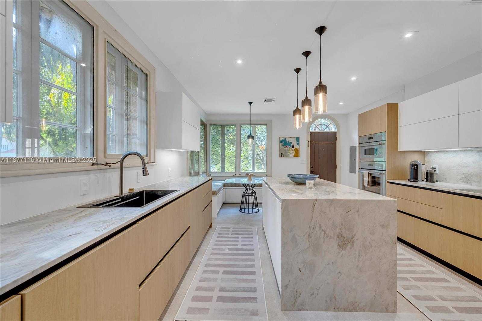 Small Image of 3903 GRANADA BLVD, Coral Gables Number 12