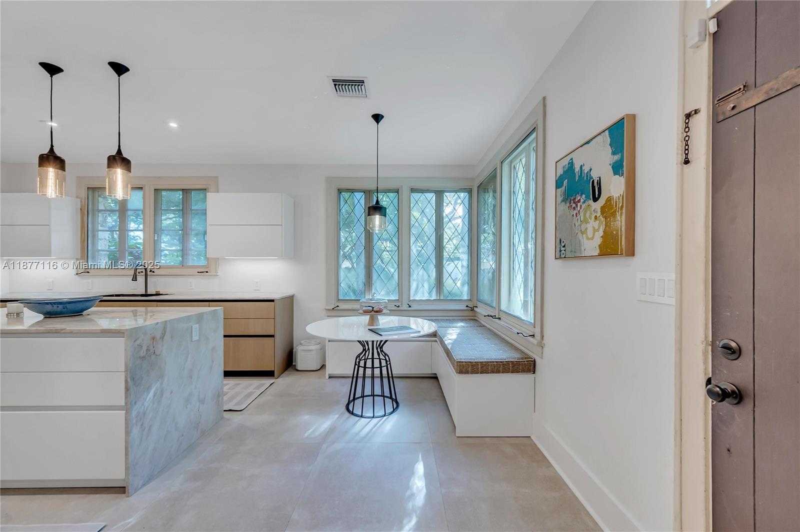 Small Image of 3903 GRANADA BLVD, Coral Gables Number 17