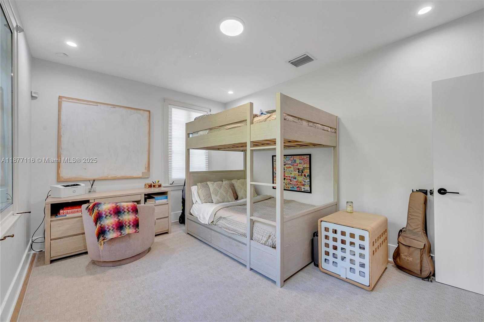 Small Image of 3903 GRANADA BLVD, Coral Gables Number 33