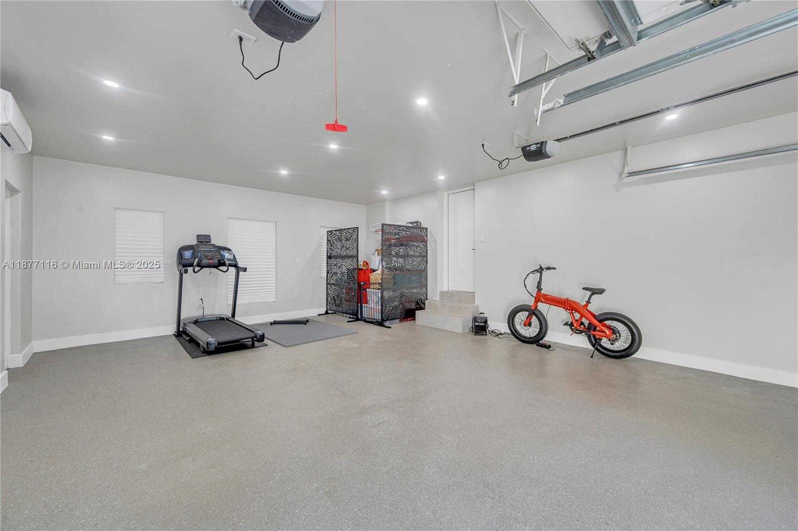 Small Image of 3903 GRANADA BLVD, Coral Gables Number 35