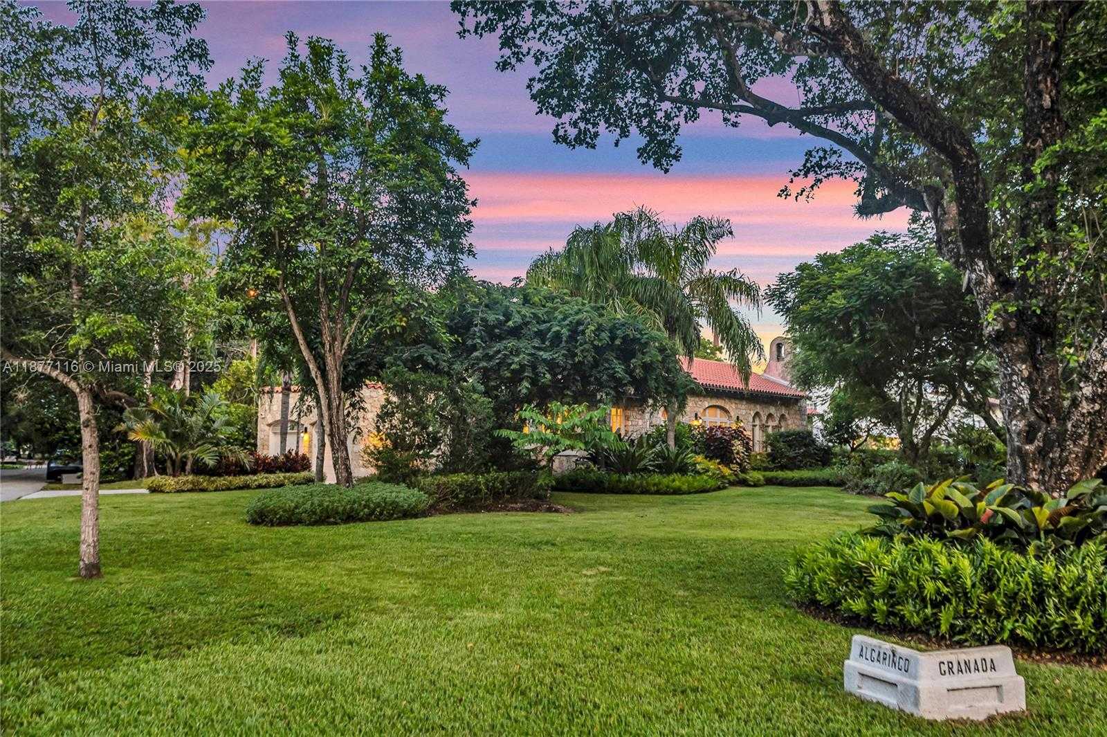 Small Image of 3903 GRANADA BLVD, Coral Gables Number 41