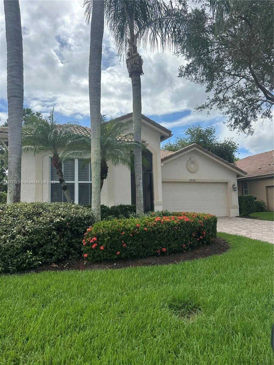 Small Image of 8929 WEST FIRST TEE RD, Saint Lucie West Number 2
