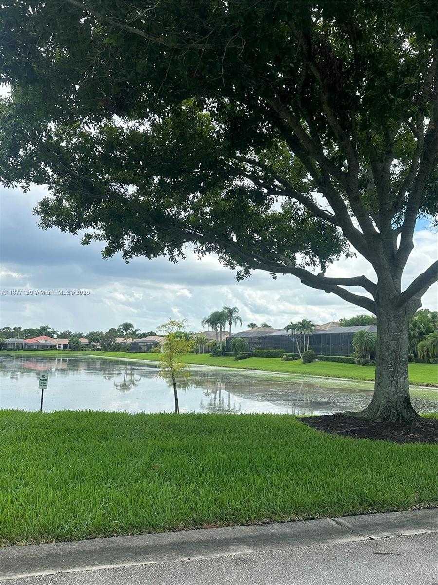 Small Image of 8929 WEST FIRST TEE RD, Saint Lucie West Number 6