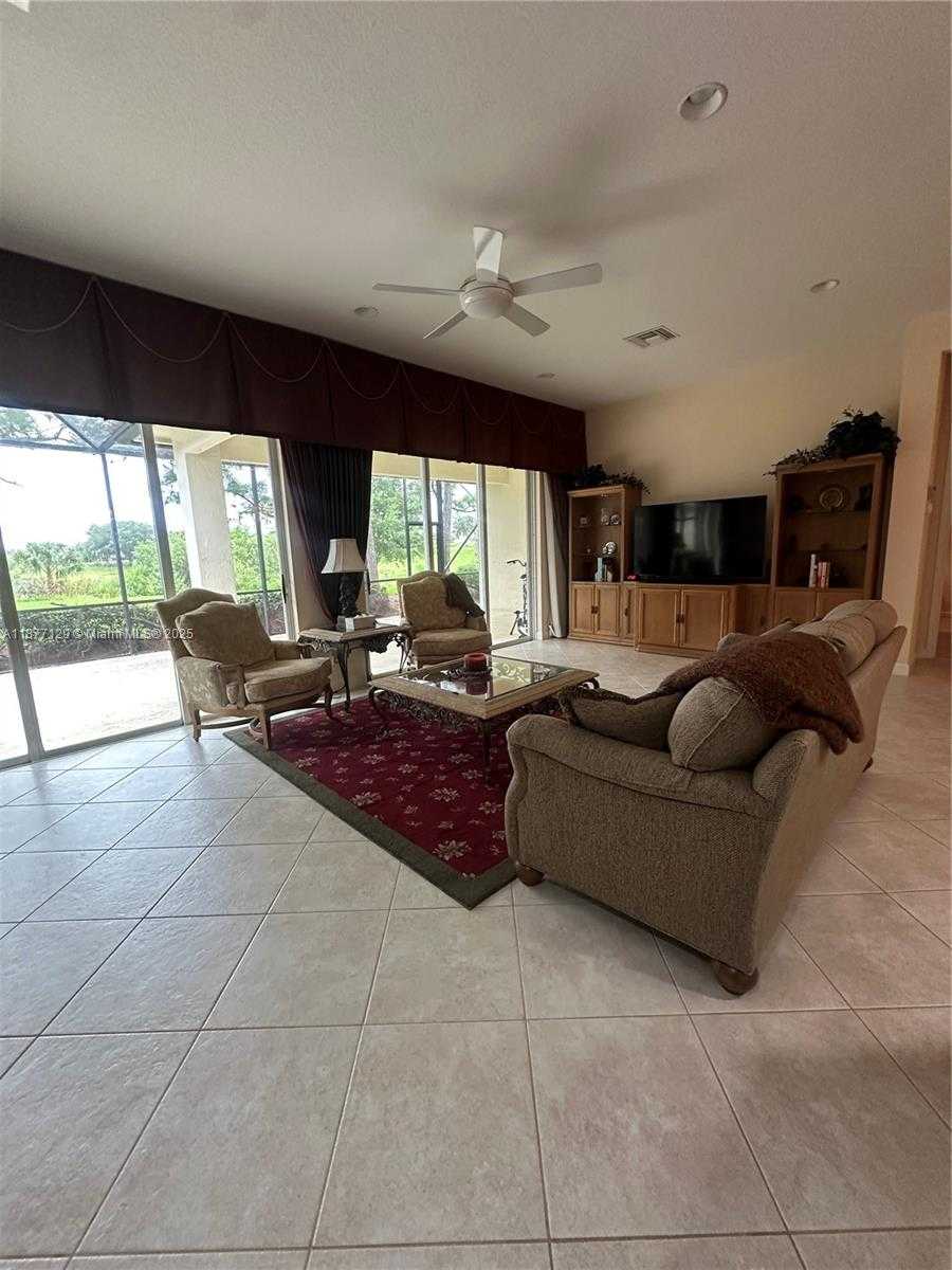 Small Image of 8929 WEST FIRST TEE RD, Saint Lucie West Number 68