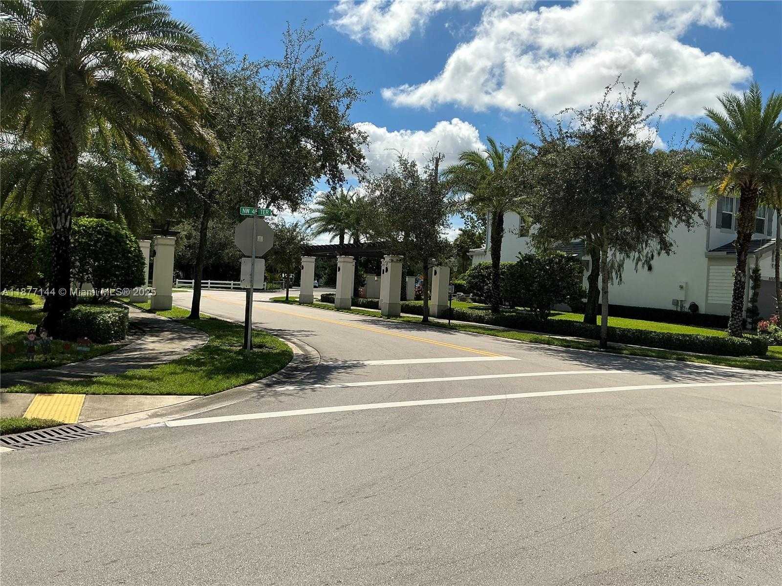 Small Image of 4501 NORTH WEST 48TH TER, Tamarac Number 33
