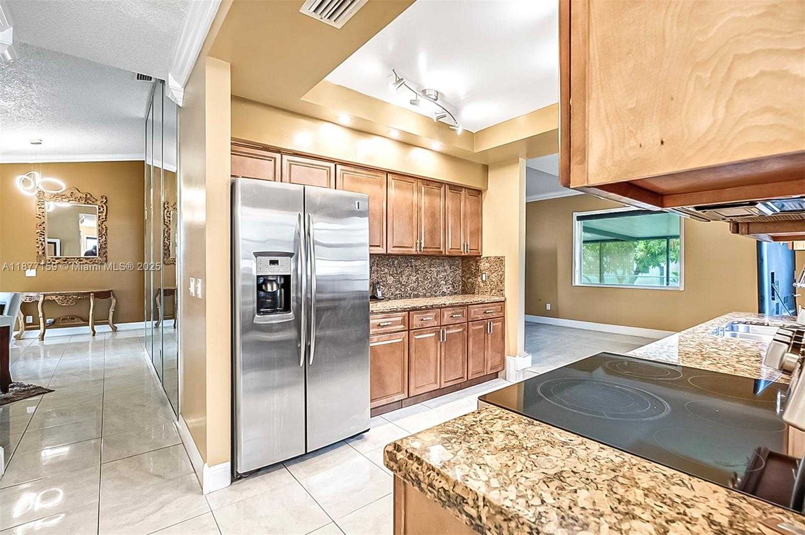 Small Image of 3568 SOUTH WEST 69TH WAY, Miramar Number 10