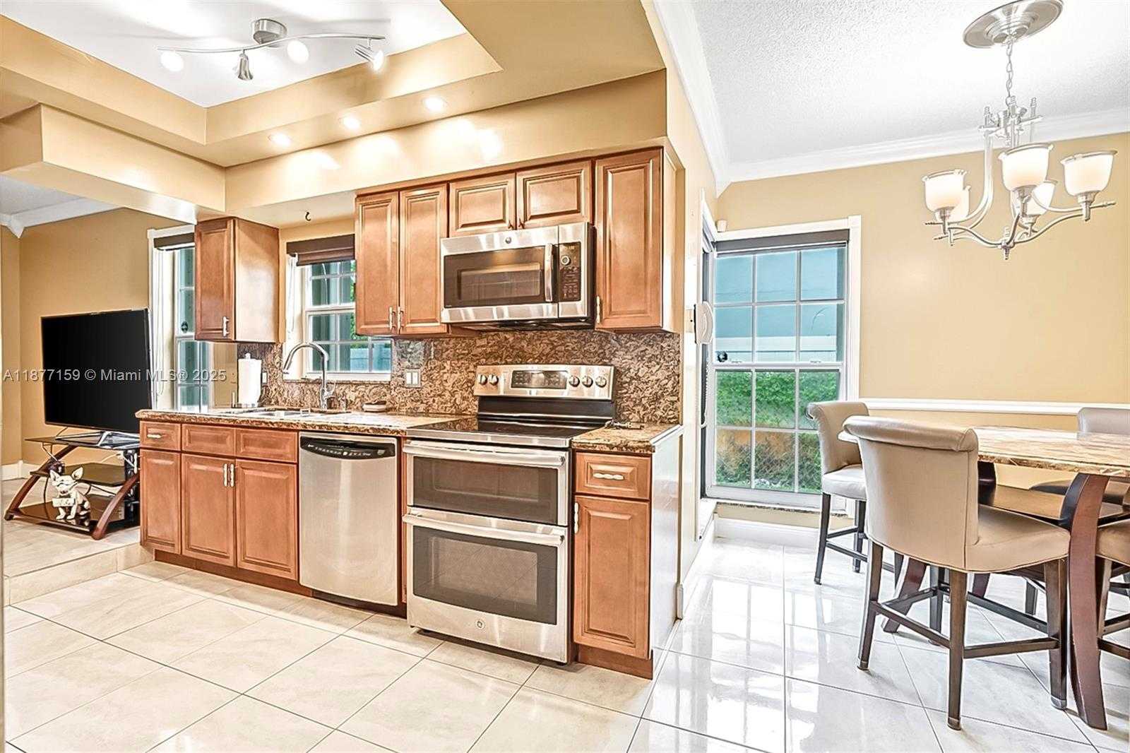 Small Image of 3568 SOUTH WEST 69TH WAY, Miramar Number 12