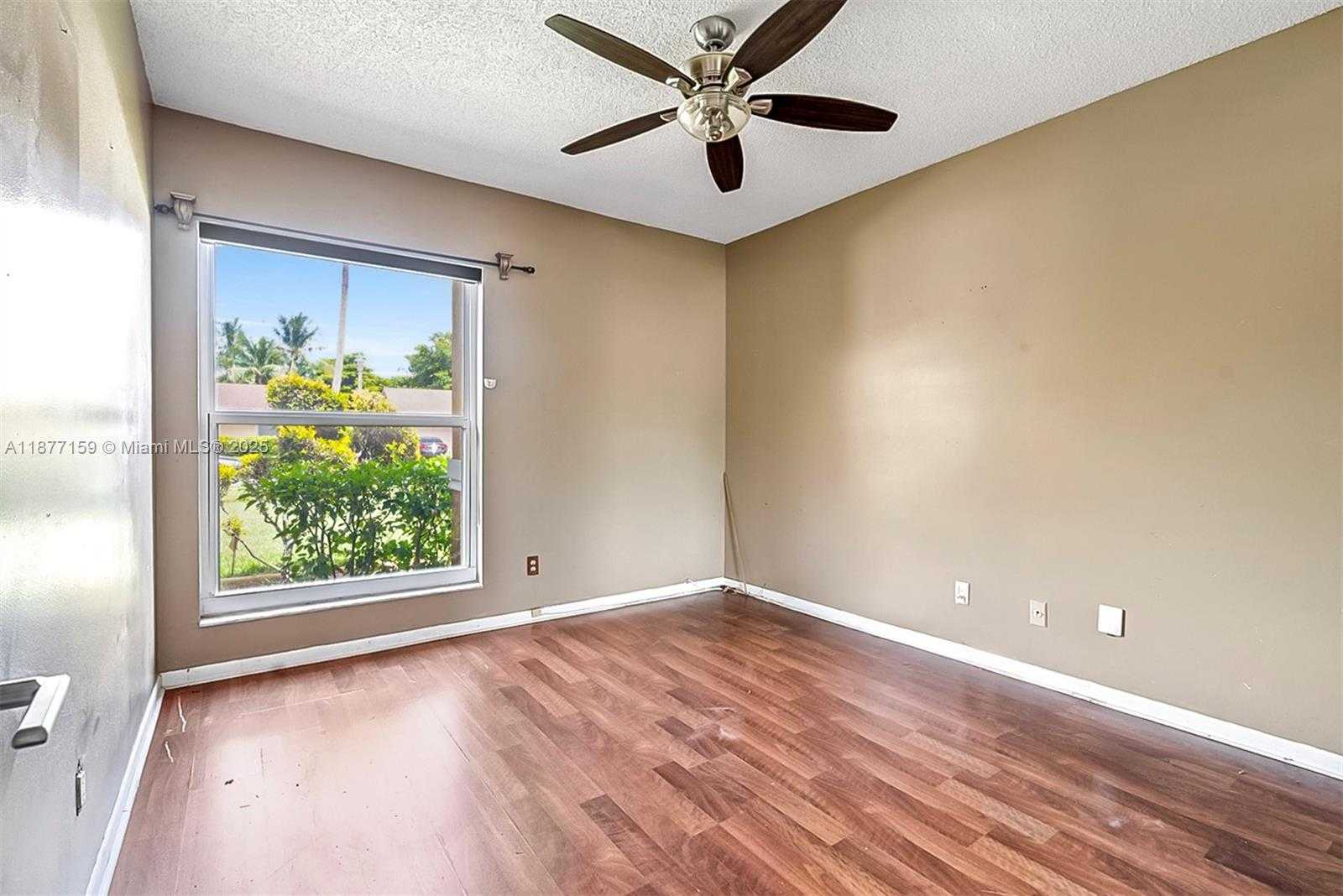 Small Image of 3568 SOUTH WEST 69TH WAY, Miramar Number 19