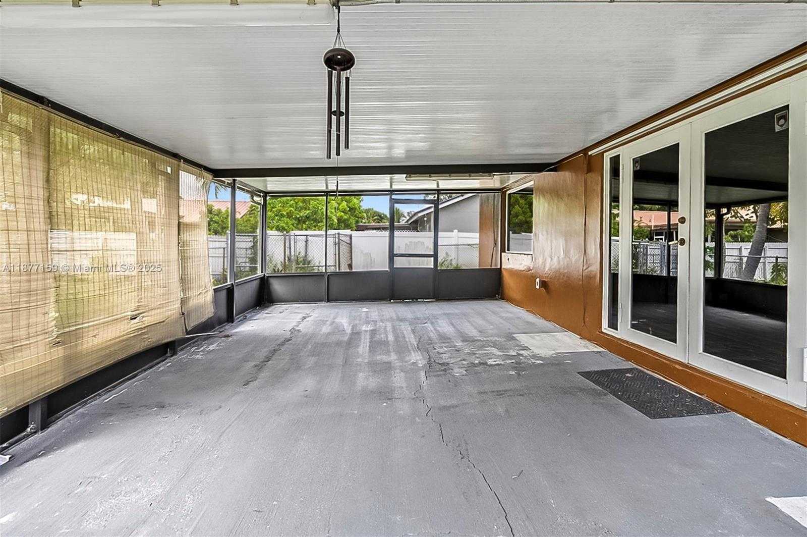 Small Image of 3568 SOUTH WEST 69TH WAY, Miramar Number 27