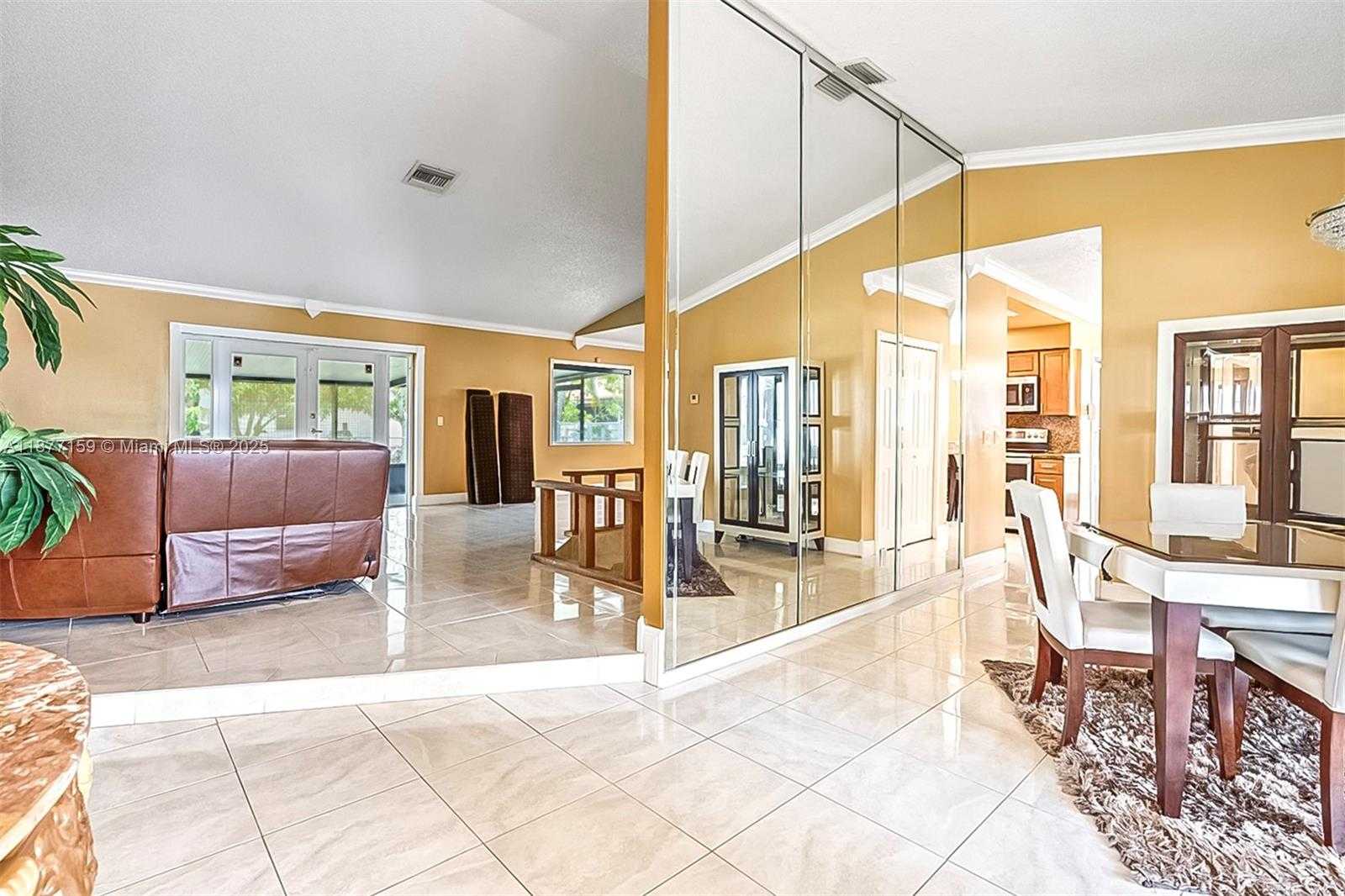 Small Image of 3568 SOUTH WEST 69TH WAY, Miramar Number 6