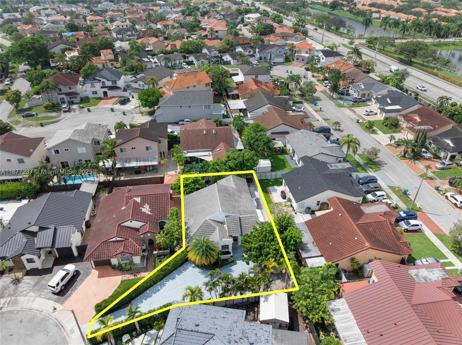 Small Image of Miami Number 5