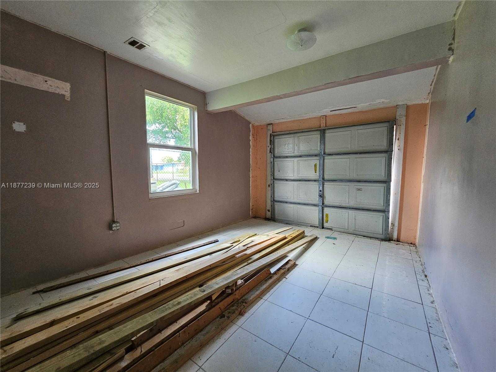 Small Image of 7648 CORAL BLVD, Miramar Number 14