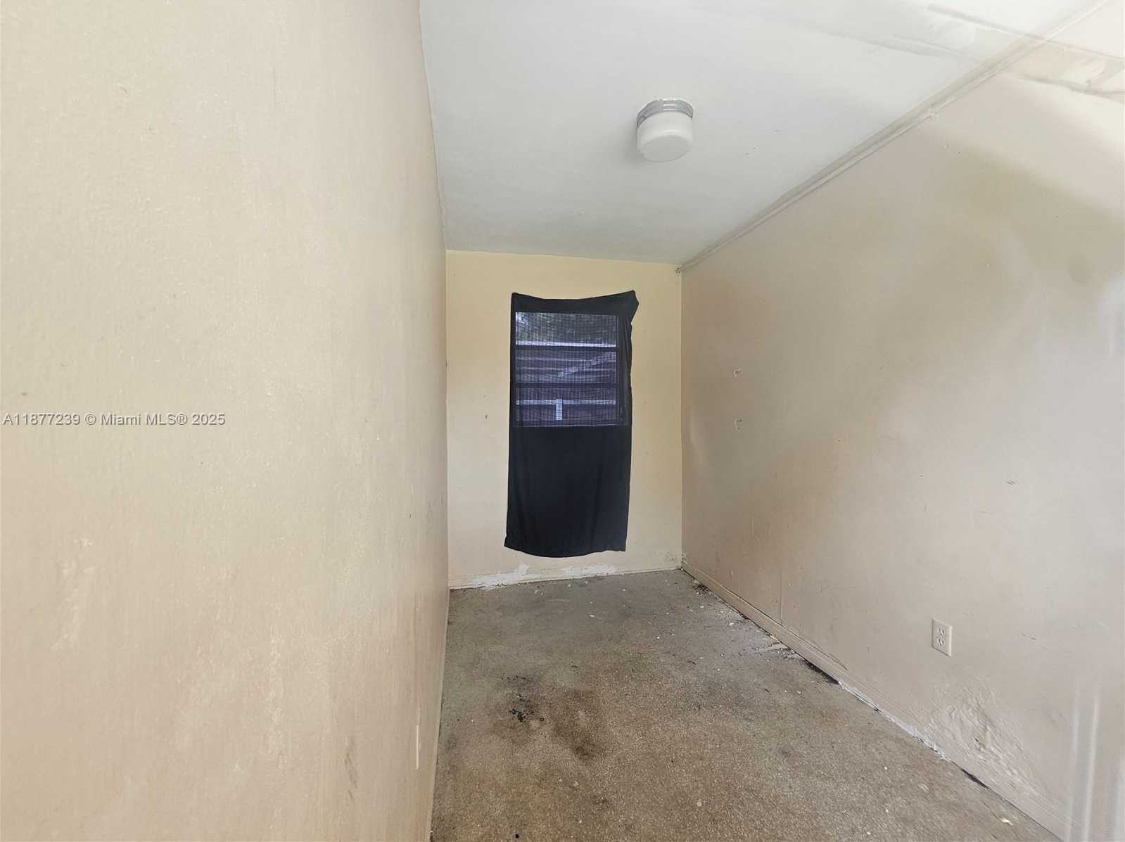Small Image of 7648 CORAL BLVD, Miramar Number 16