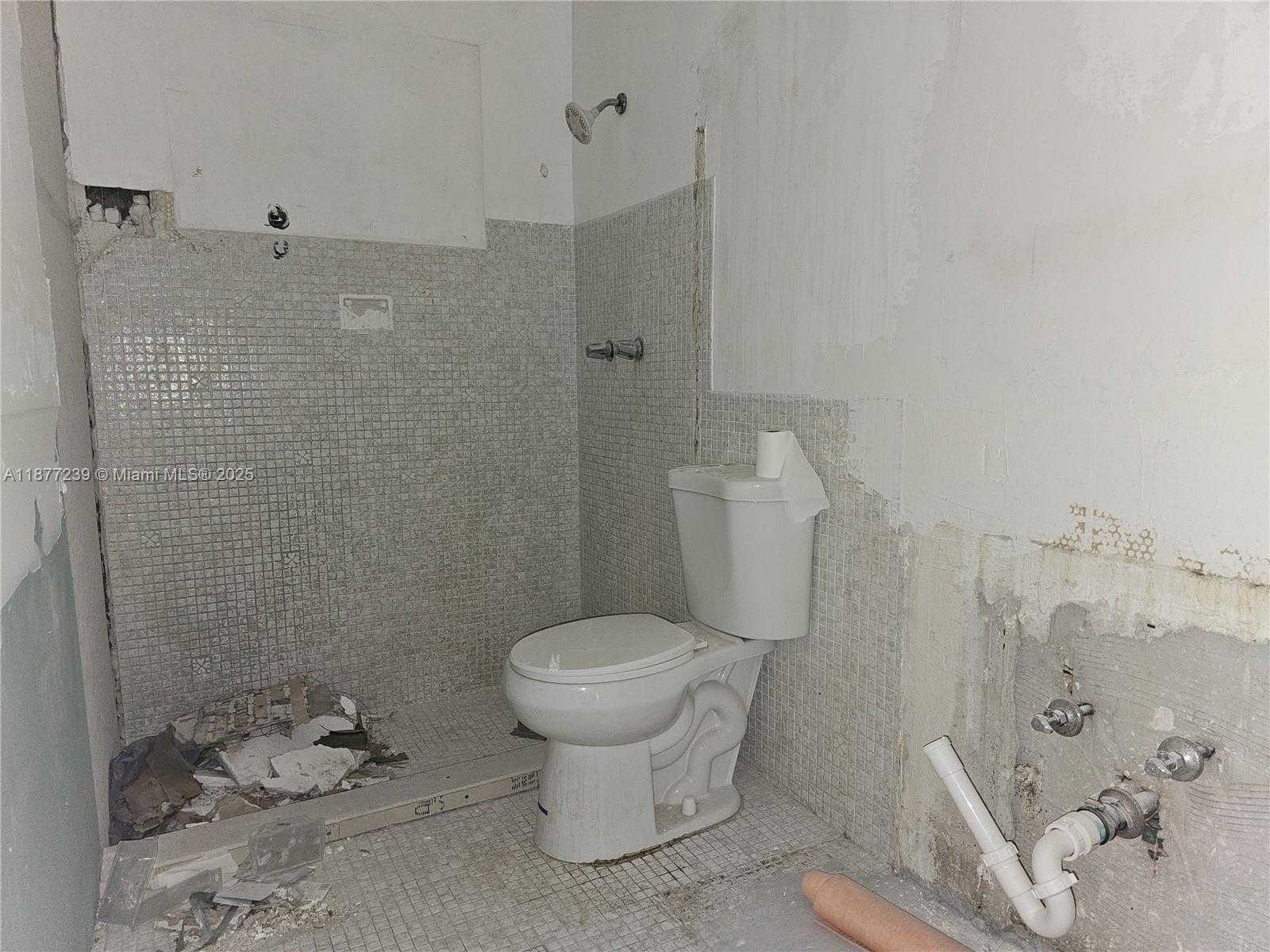 Small Image of 7648 CORAL BLVD, Miramar Number 7