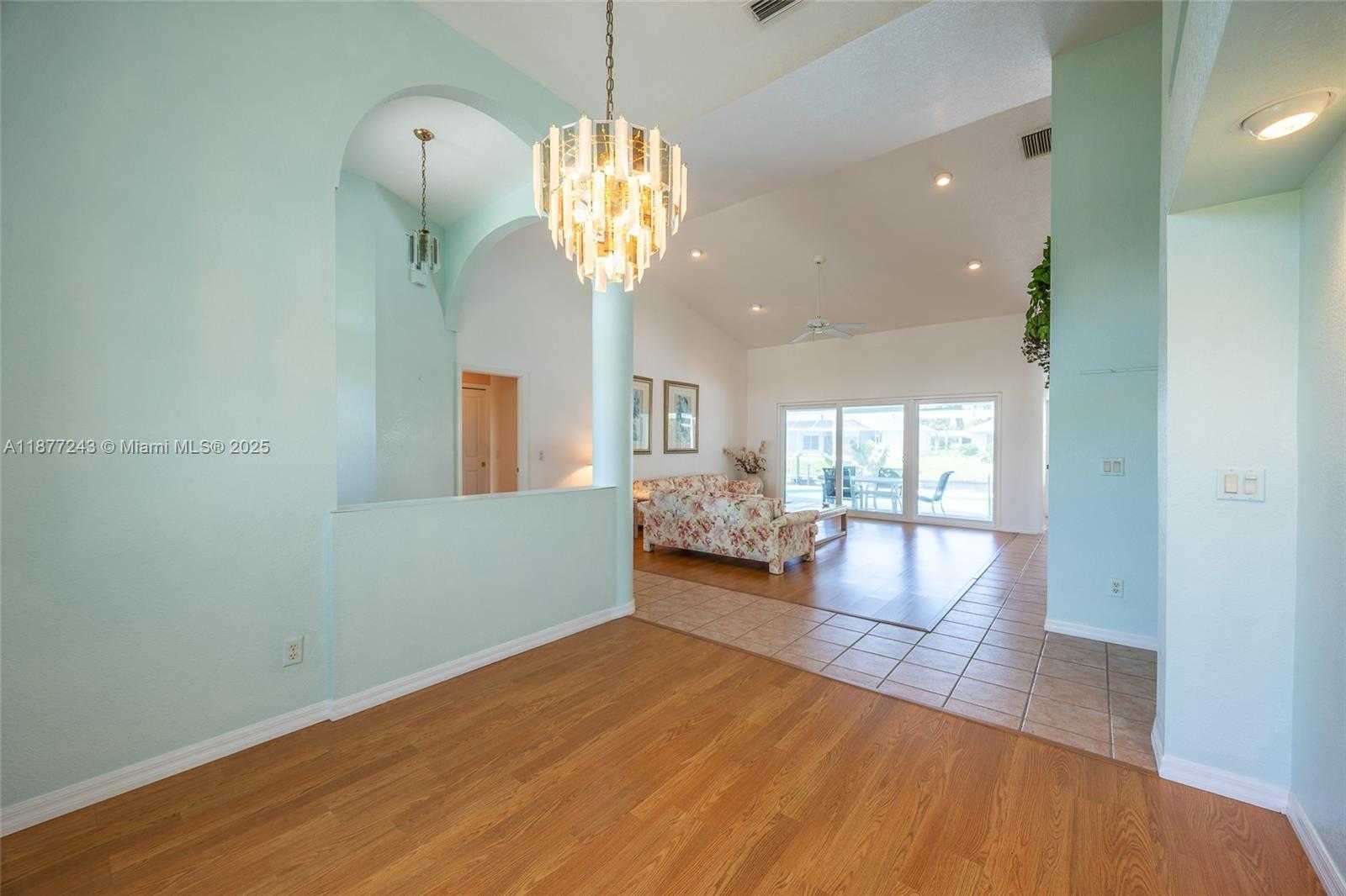 Small Image of 3902 SOUTH EAST 13TH AVE, Cape Coral Number 22