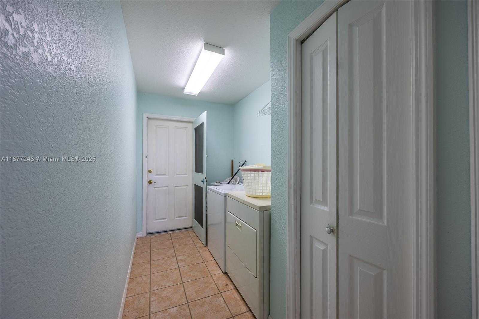 Small Image of 3902 SOUTH EAST 13TH AVE, Cape Coral Number 31