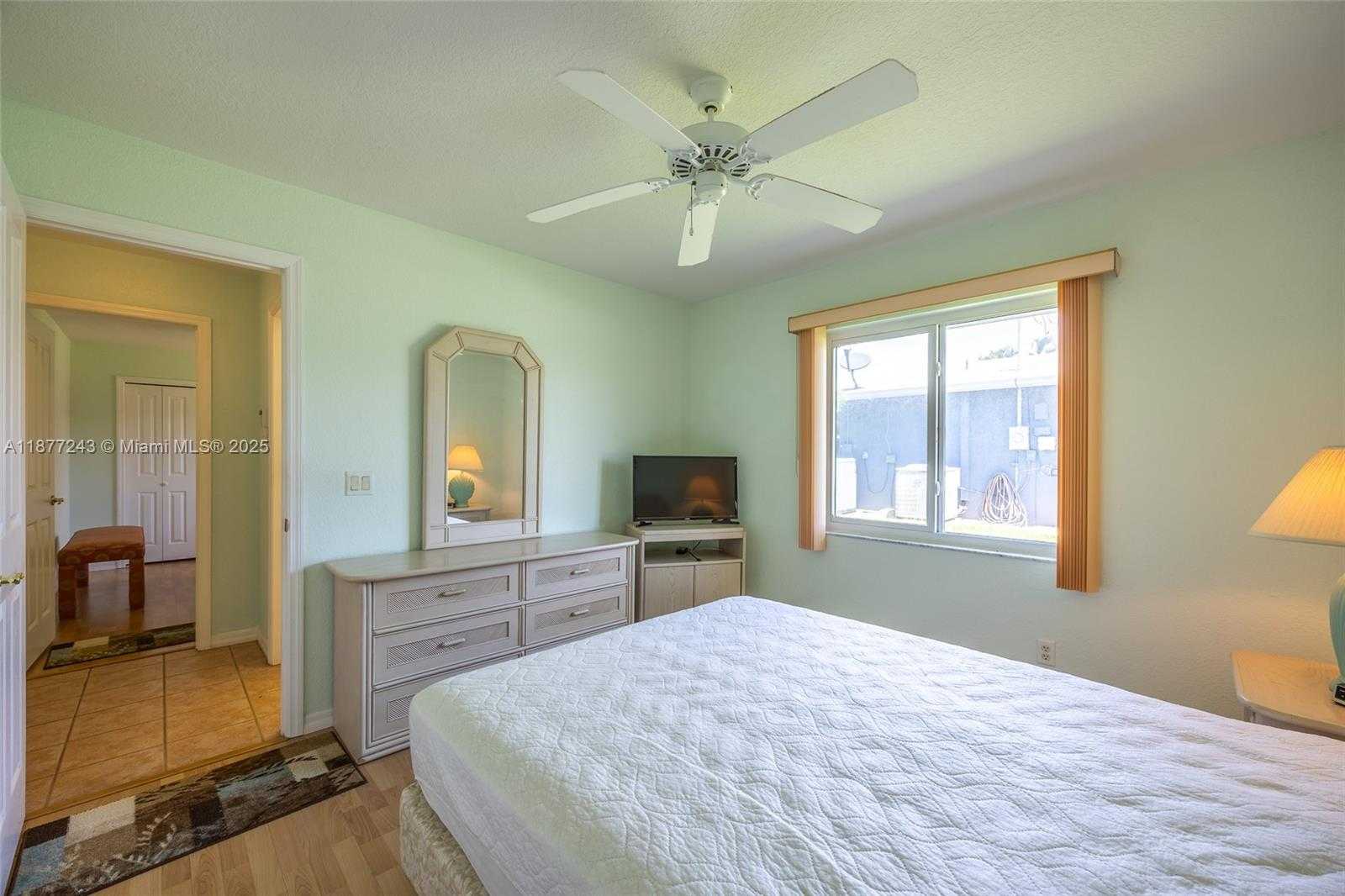 Small Image of 3902 SOUTH EAST 13TH AVE, Cape Coral Number 33
