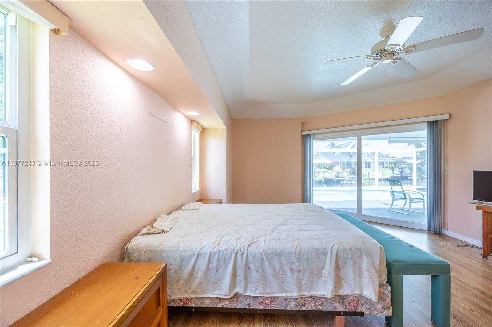 Small Image of 3902 SOUTH EAST 13TH AVE, Cape Coral Number 42