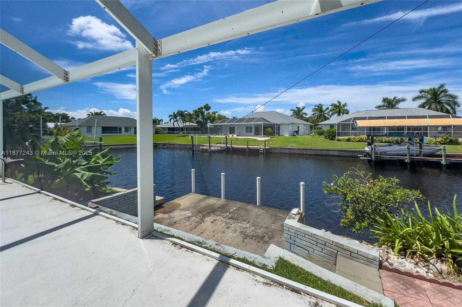 Small Image of 3902 SOUTH EAST 13TH AVE, Cape Coral Number 5