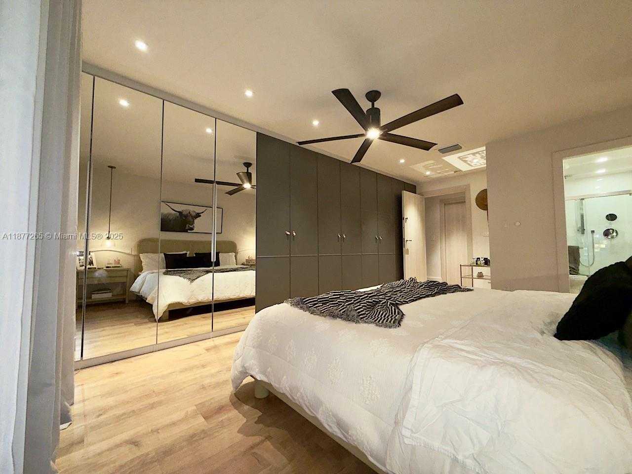 Small Image of 4100 SOUTH WEST 102ND AVE, Davie Number 32