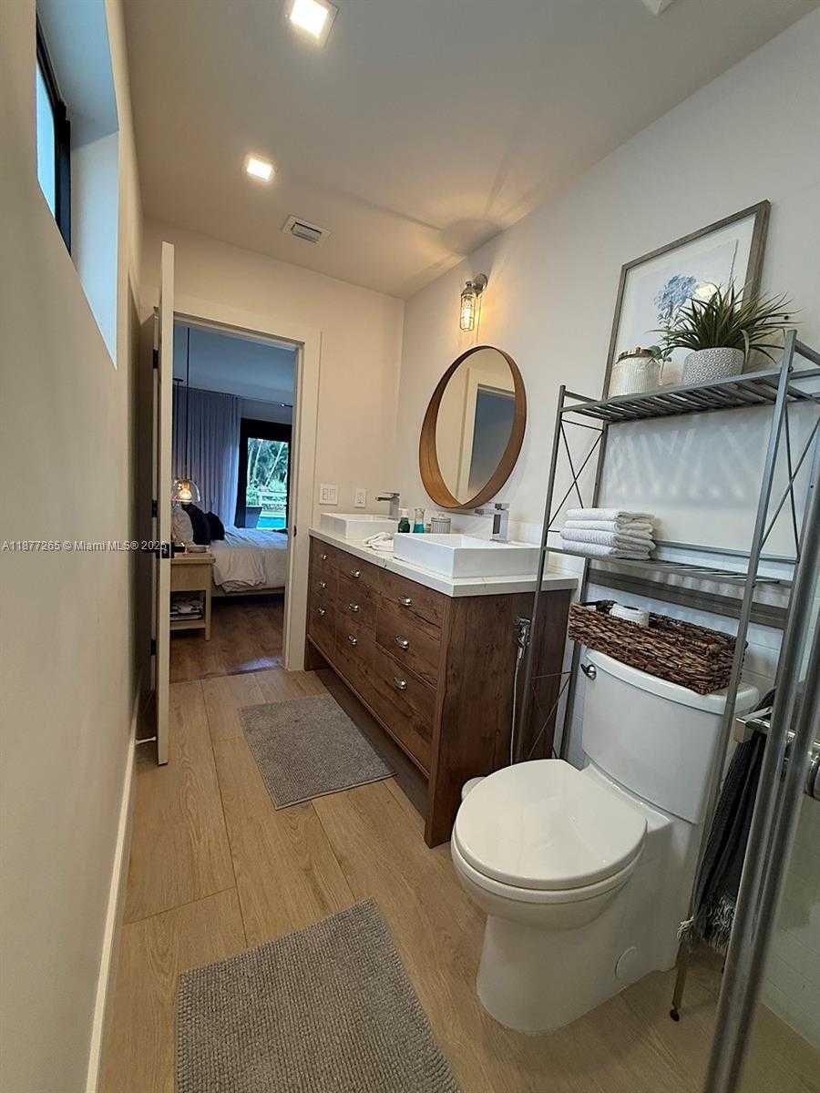 Small Image of 4100 SOUTH WEST 102ND AVE, Davie Number 37