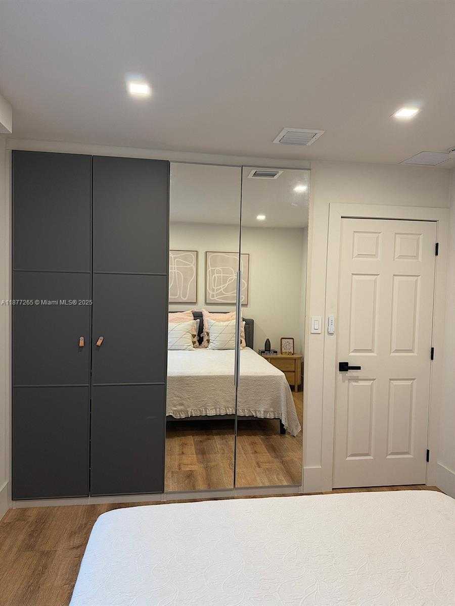 Small Image of 4100 SOUTH WEST 102ND AVE, Davie Number 50