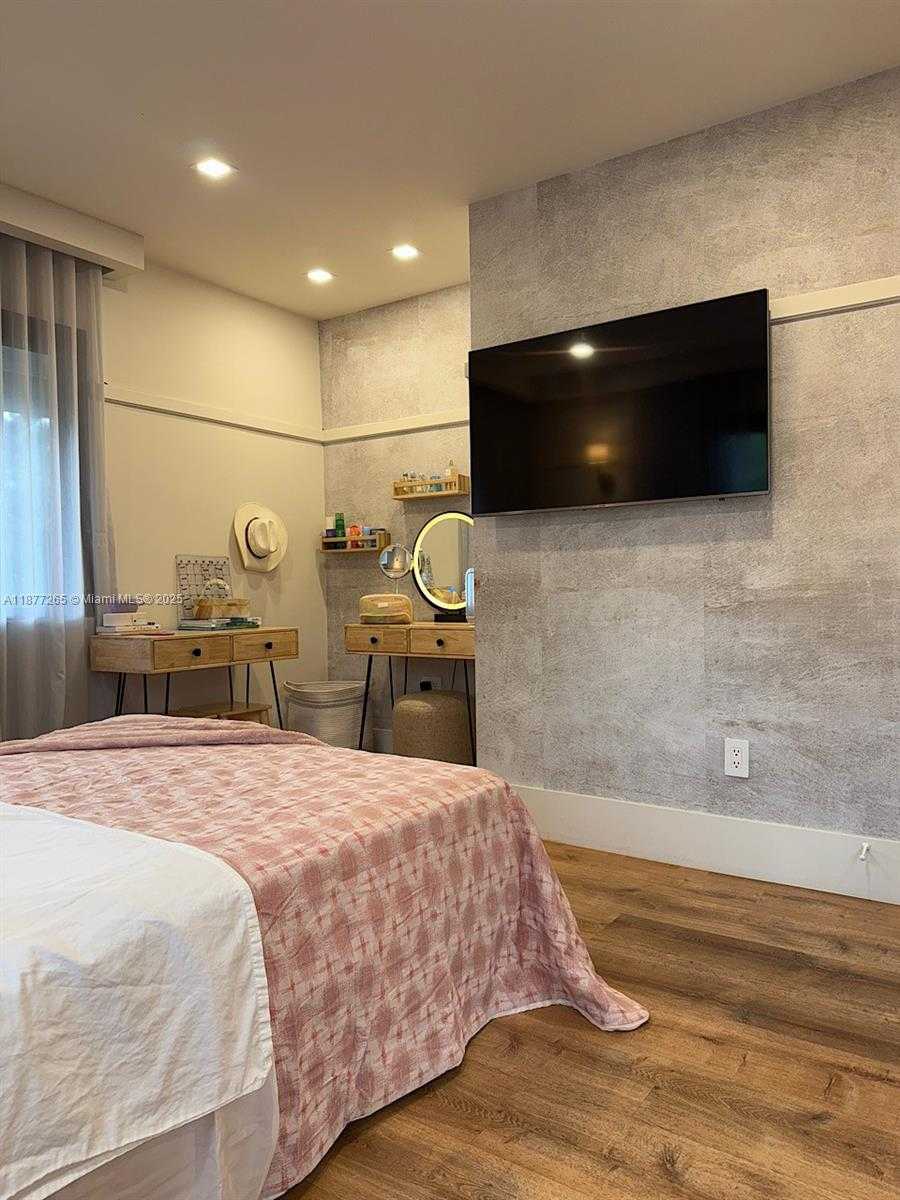 Small Image of 4100 SOUTH WEST 102ND AVE, Davie Number 55