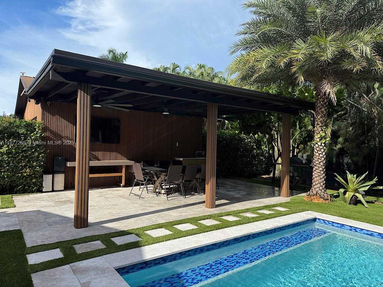 Small Image of 4100 SOUTH WEST 102ND AVE, Davie Number 74
