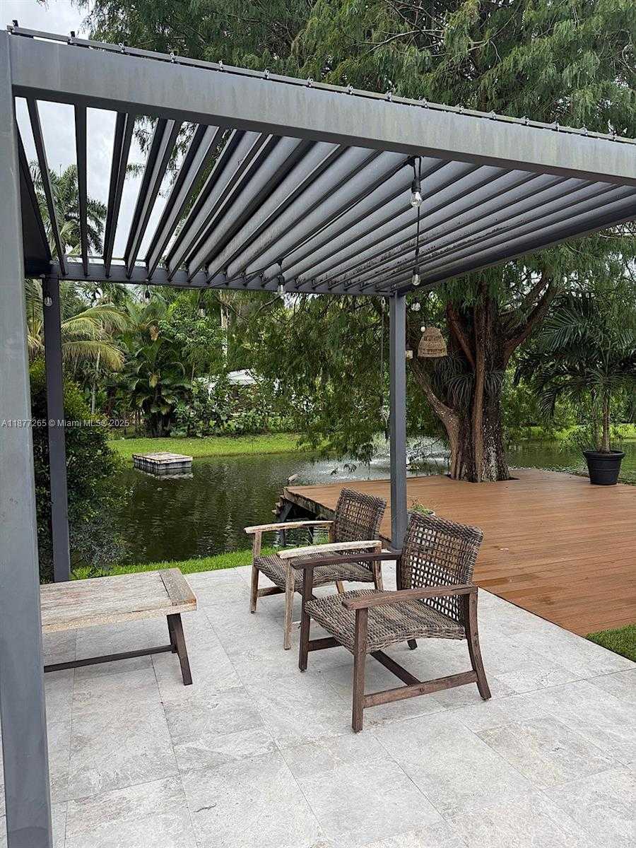Small Image of 4100 SOUTH WEST 102ND AVE, Davie Number 78