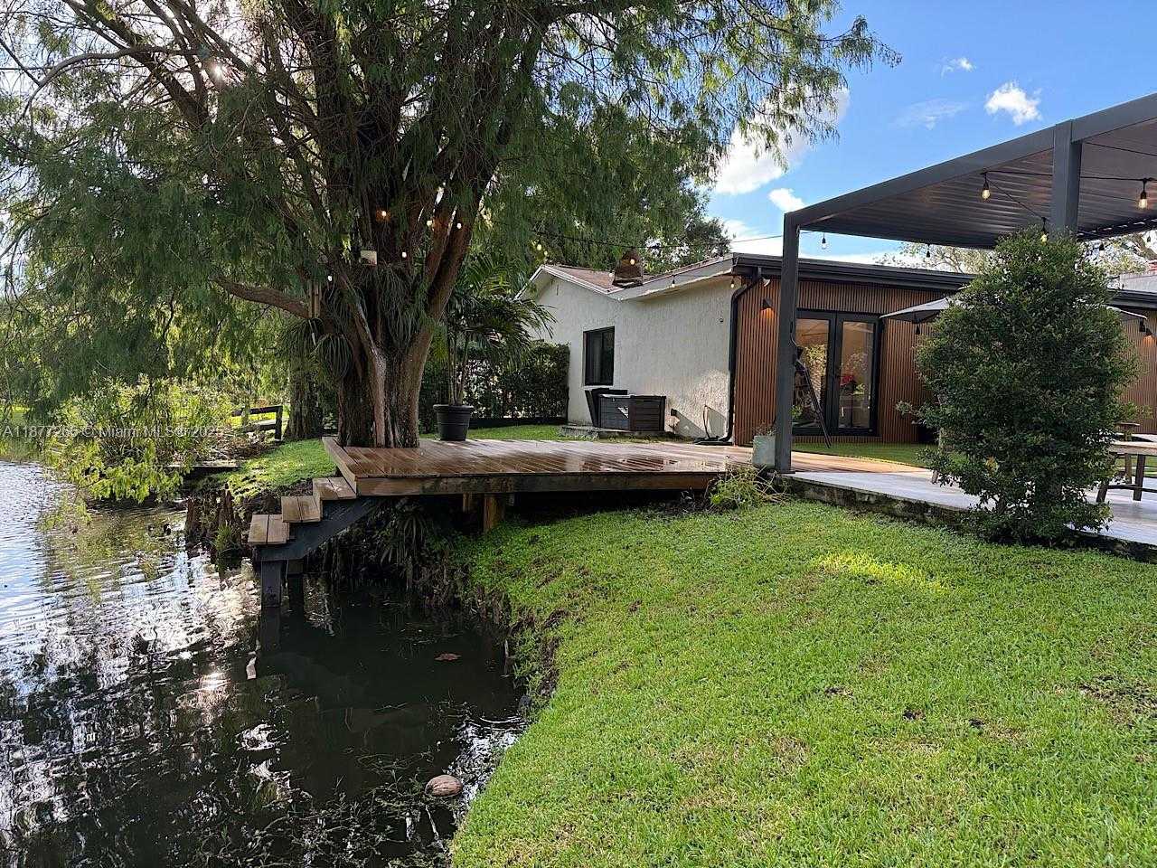 Small Image of 4100 SOUTH WEST 102ND AVE, Davie Number 81