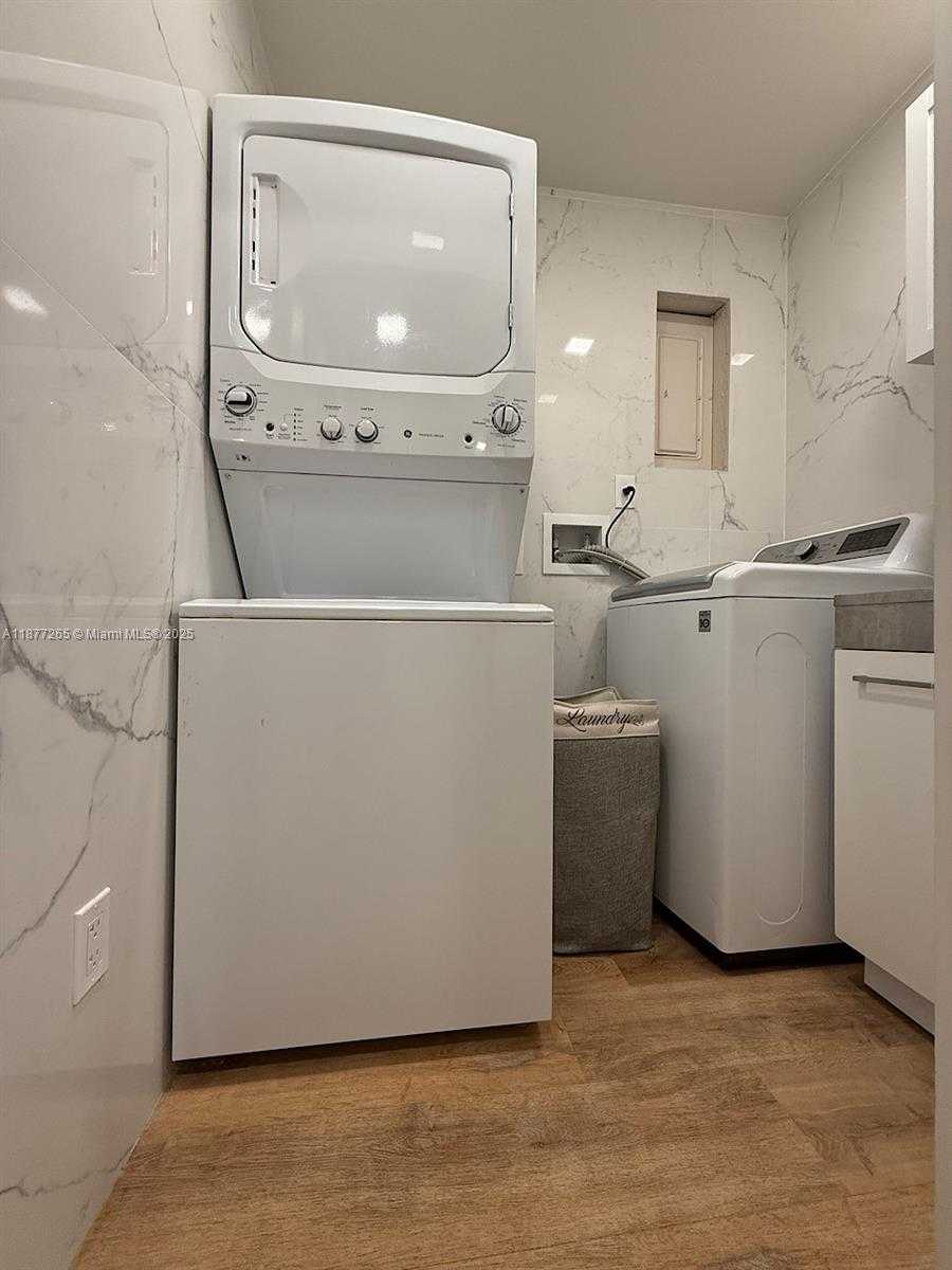 Small Image of 4100 SOUTH WEST 102ND AVE, Davie Number 91