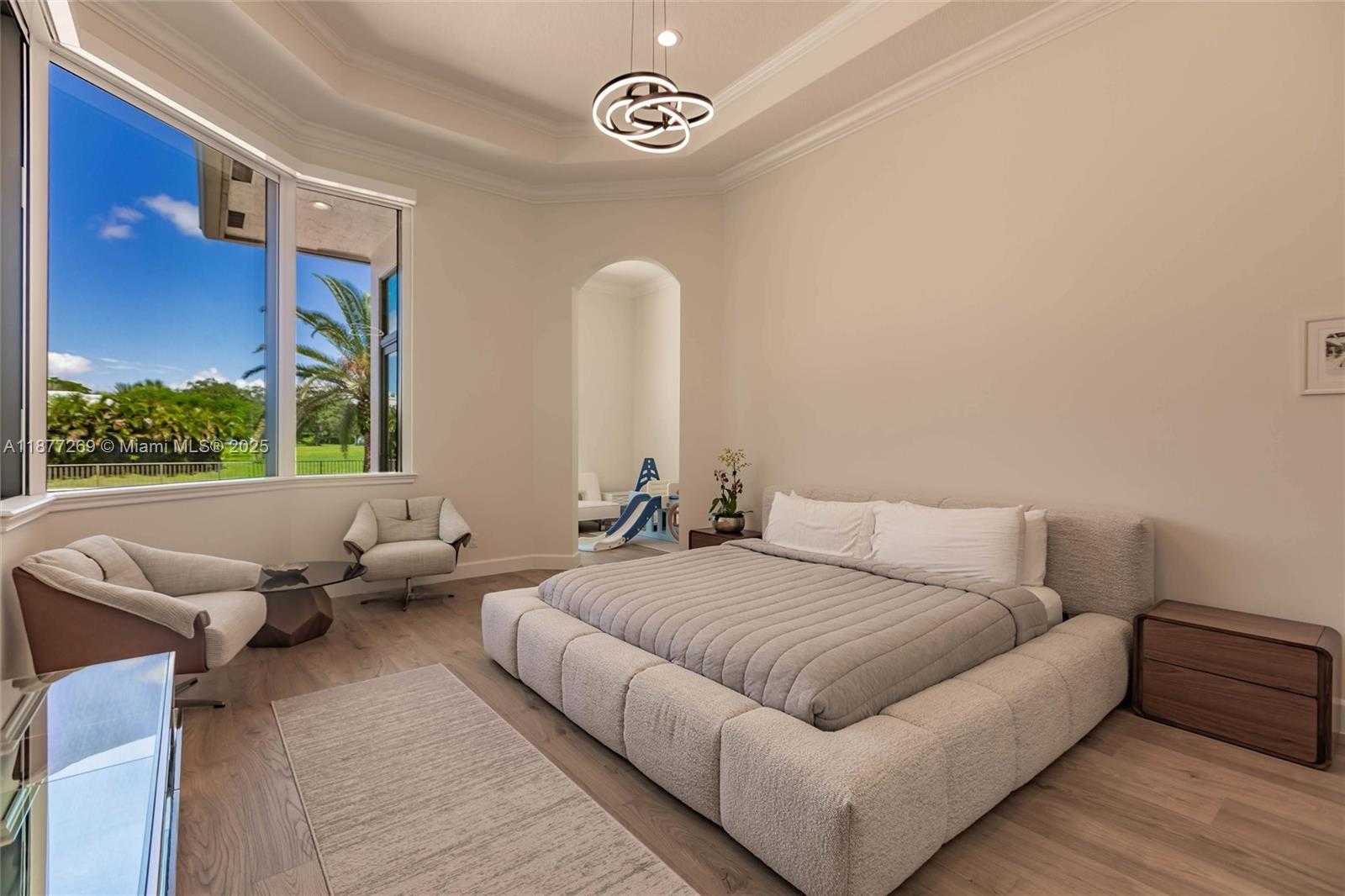 Small Image of 12641 NORTH STONEBROOK CIR, Davie Number 14