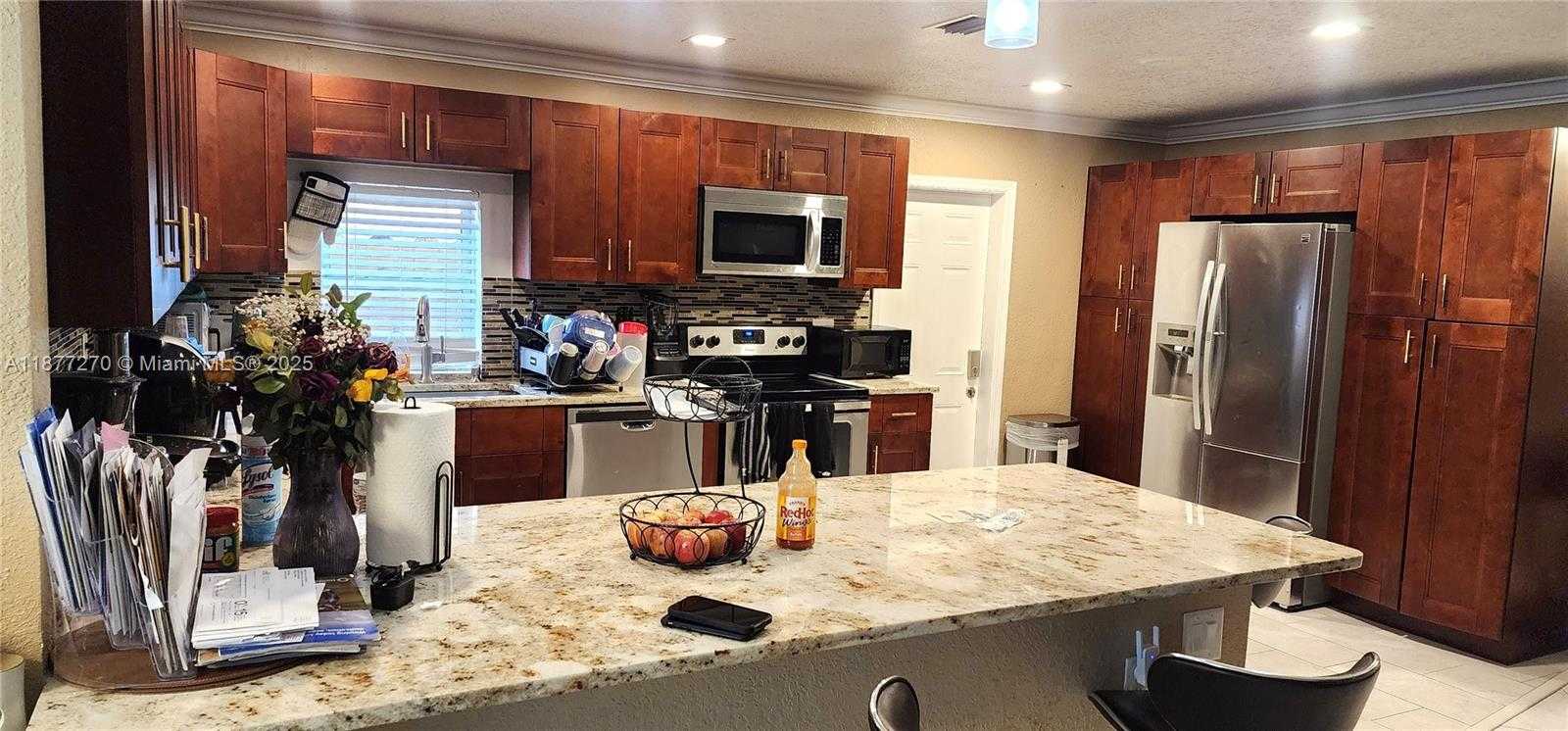 Small Image of 7707 SOUTH WEST 8TH ST, North Lauderdale Number 6