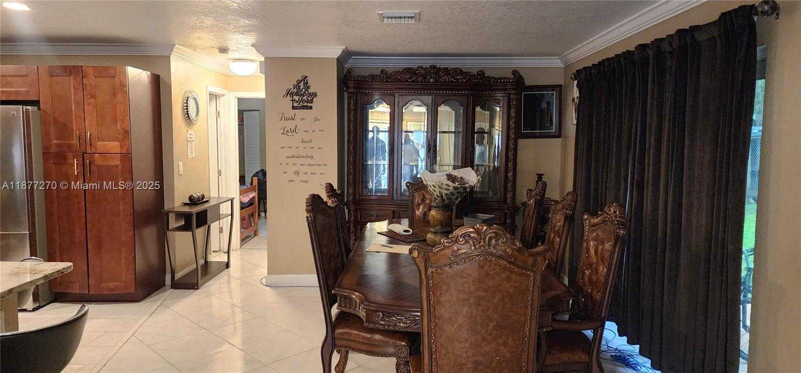 Small Image of 7707 SOUTH WEST 8TH ST, North Lauderdale Number 7