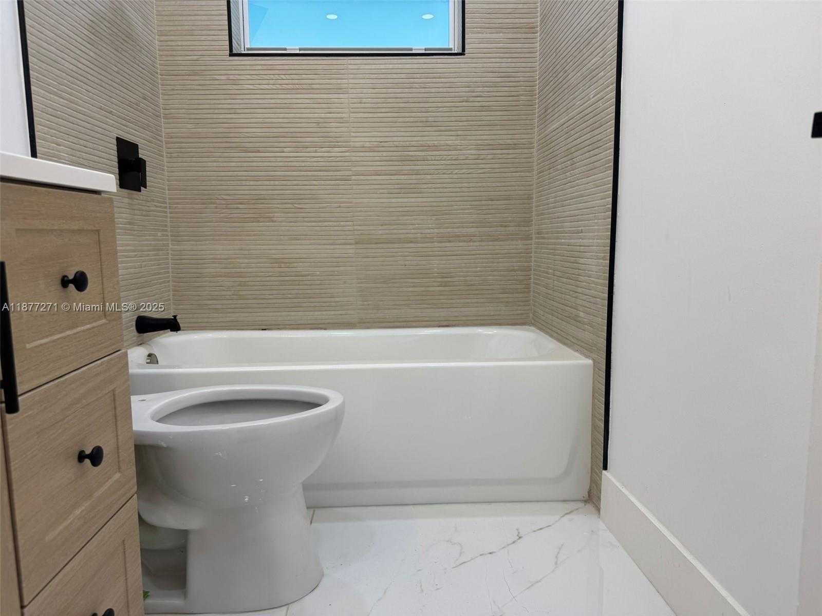 Small Image of 370 NORTH WEST 43RD AVE, Plantation Number 10