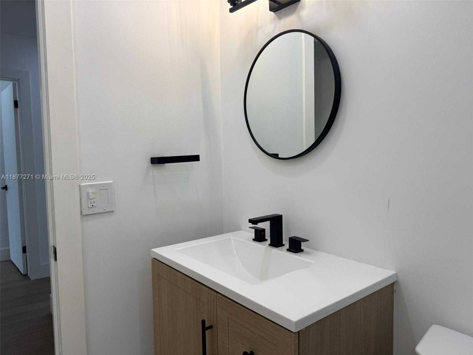 Small Image of 370 NORTH WEST 43RD AVE, Plantation Number 11